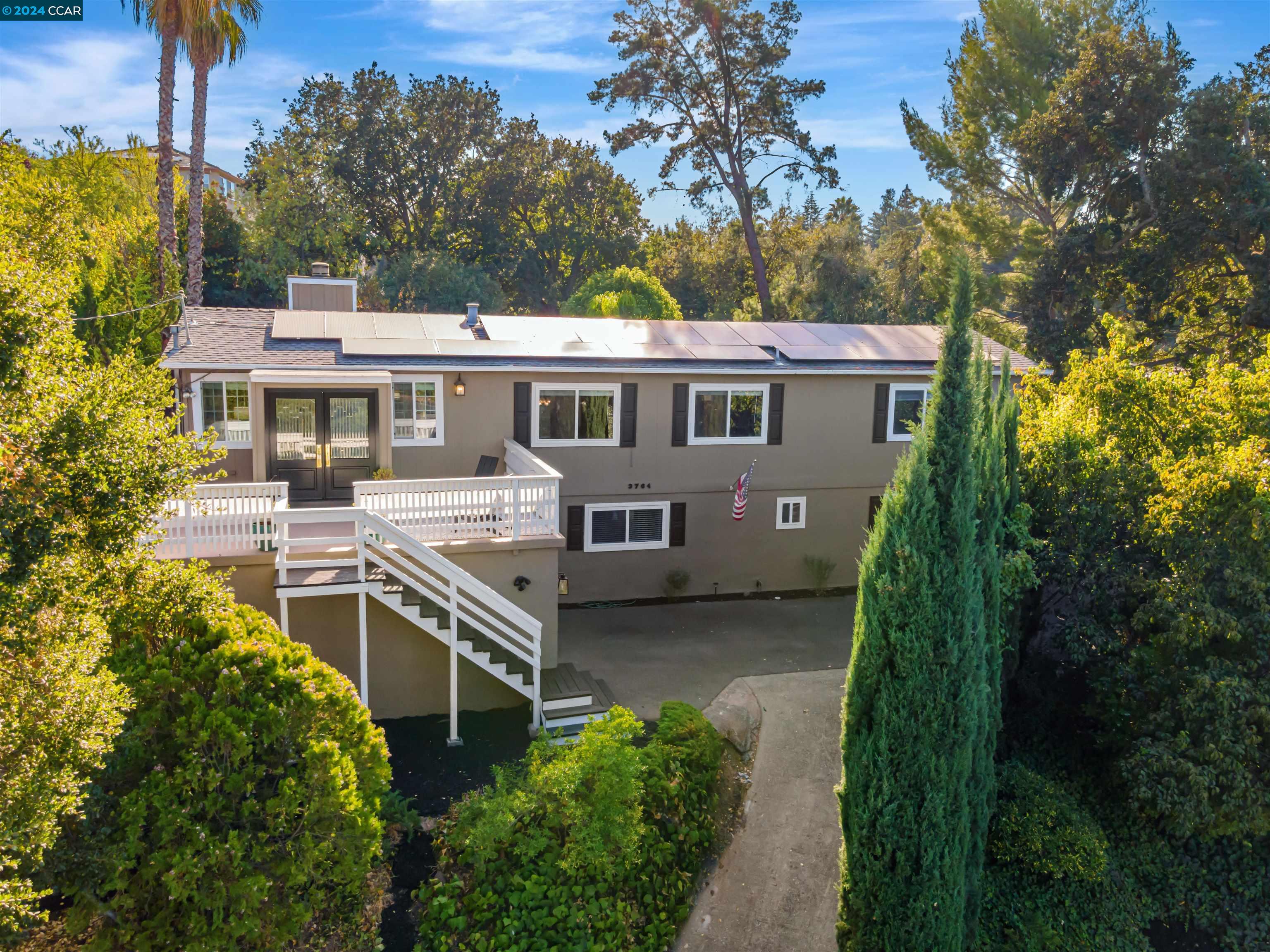 3764 Valinda Dr