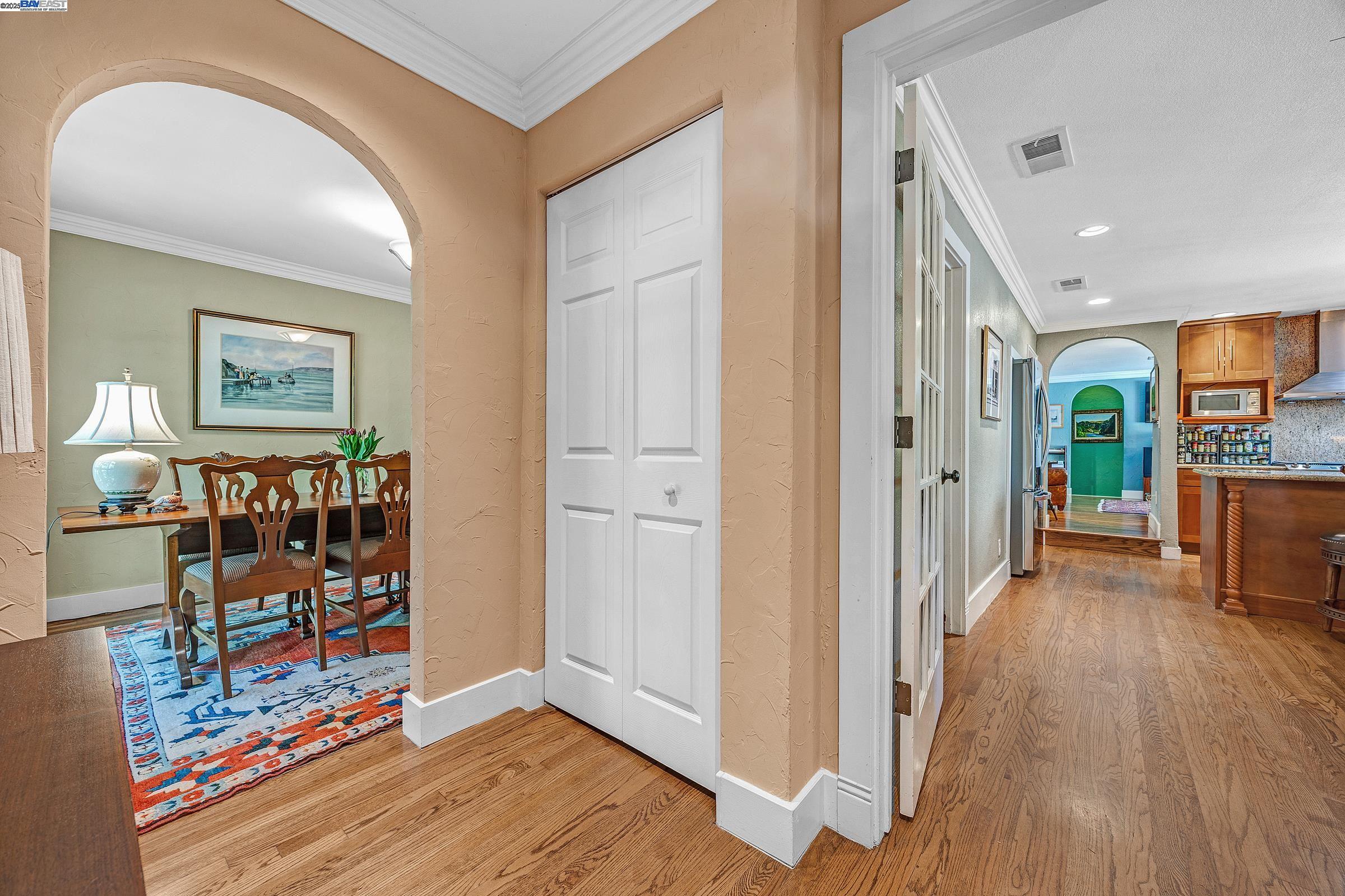 203 Roberta Ave