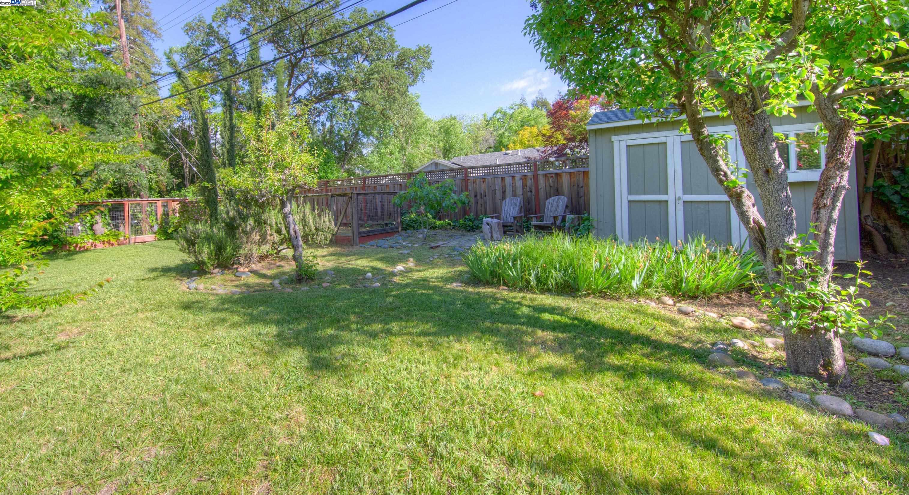 203 Roberta Ave