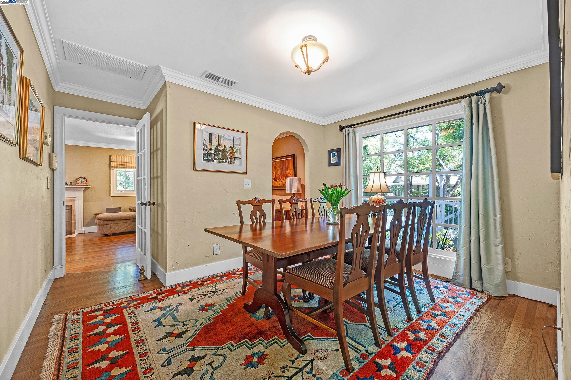 203 Roberta Ave
