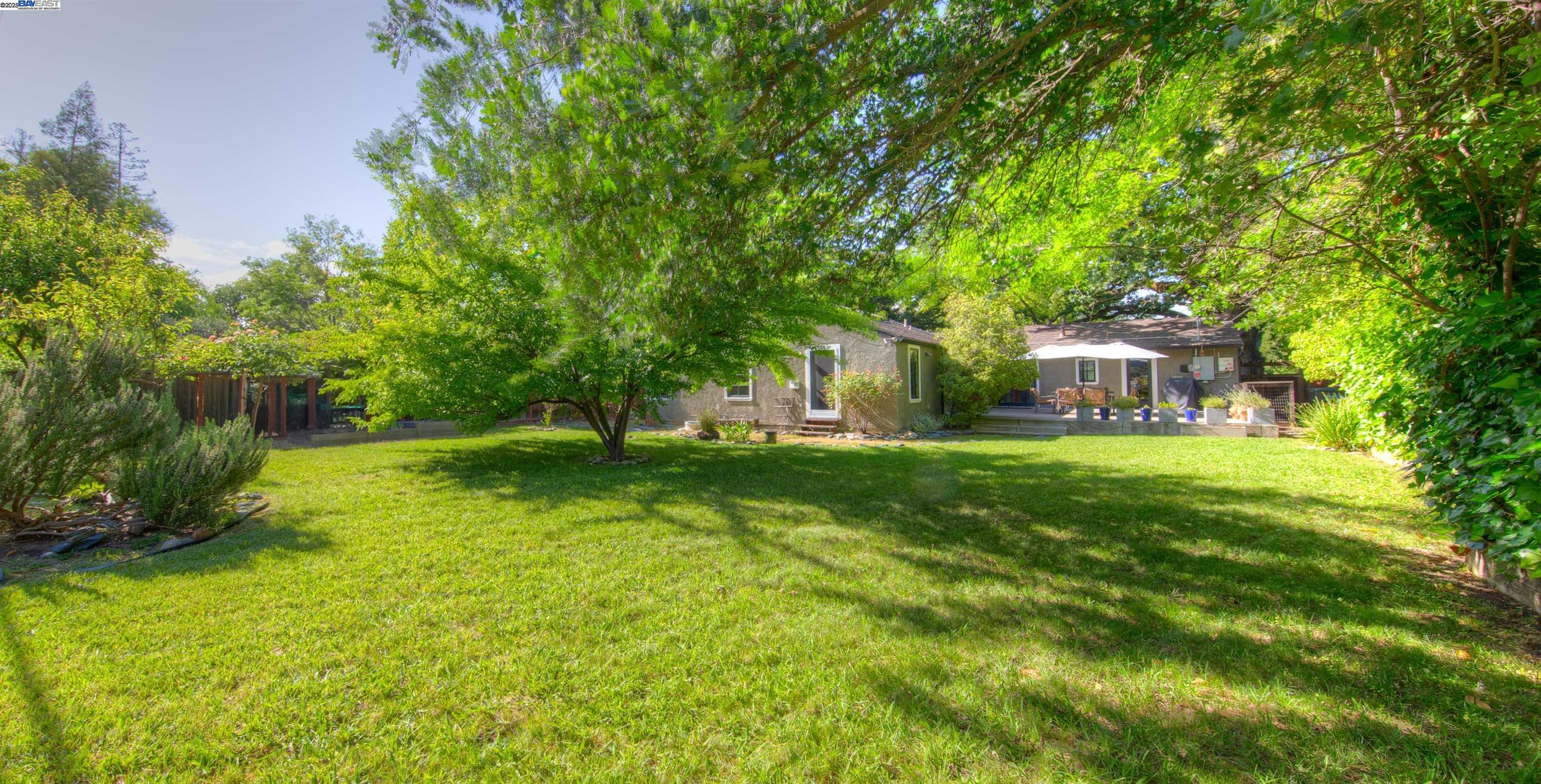 203 Roberta Ave