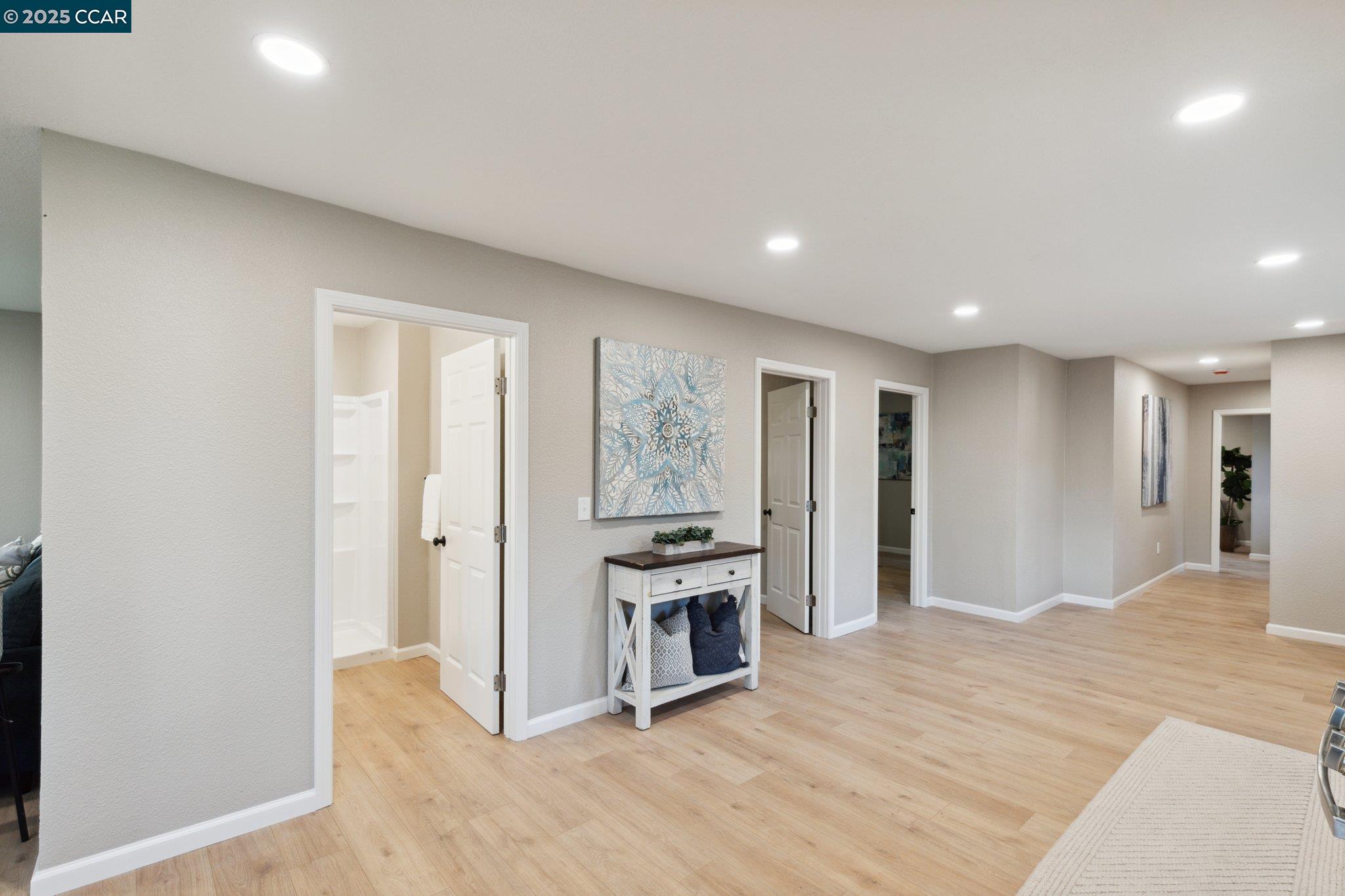 325 N 3rd Ave