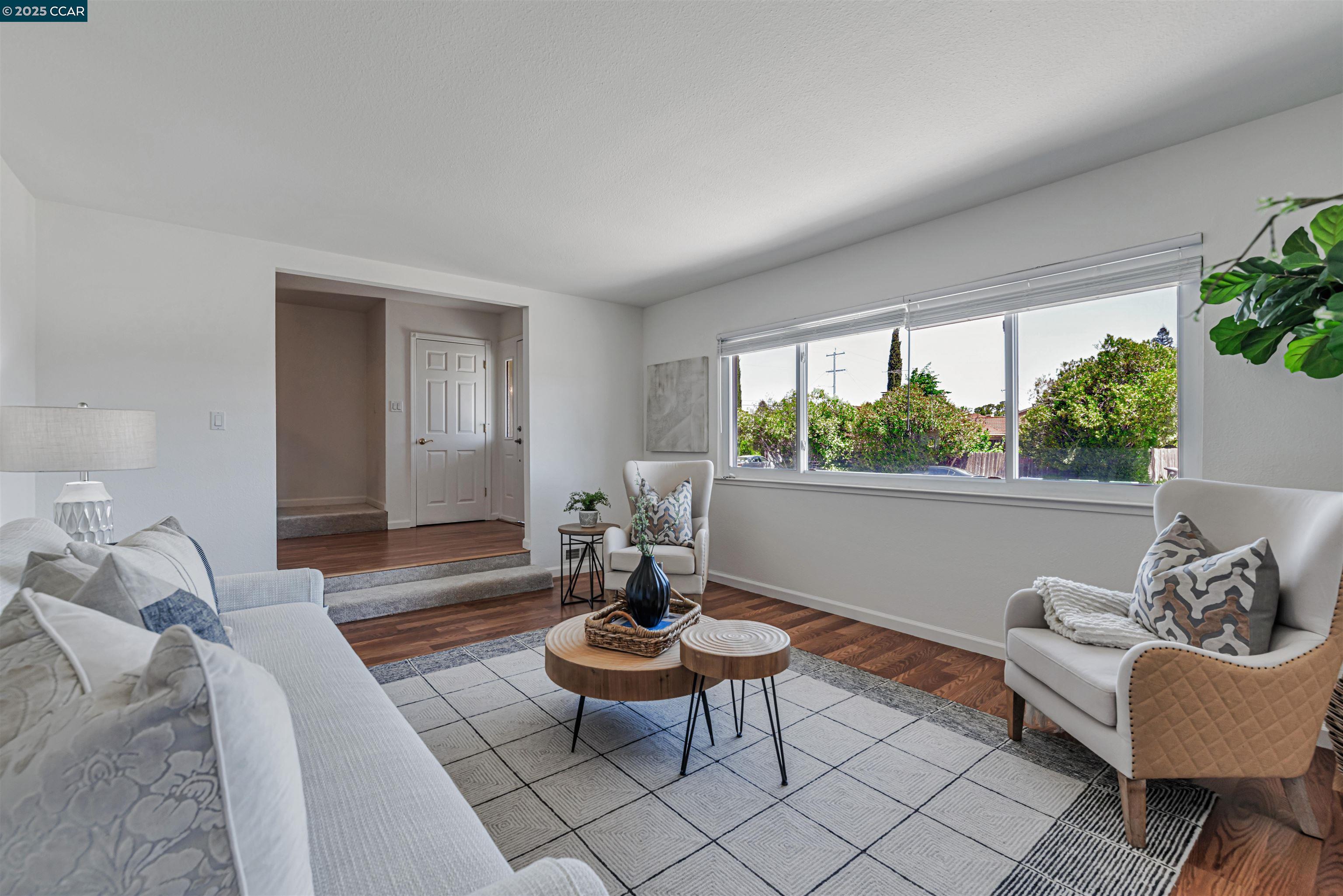 9597 Davona Dr
