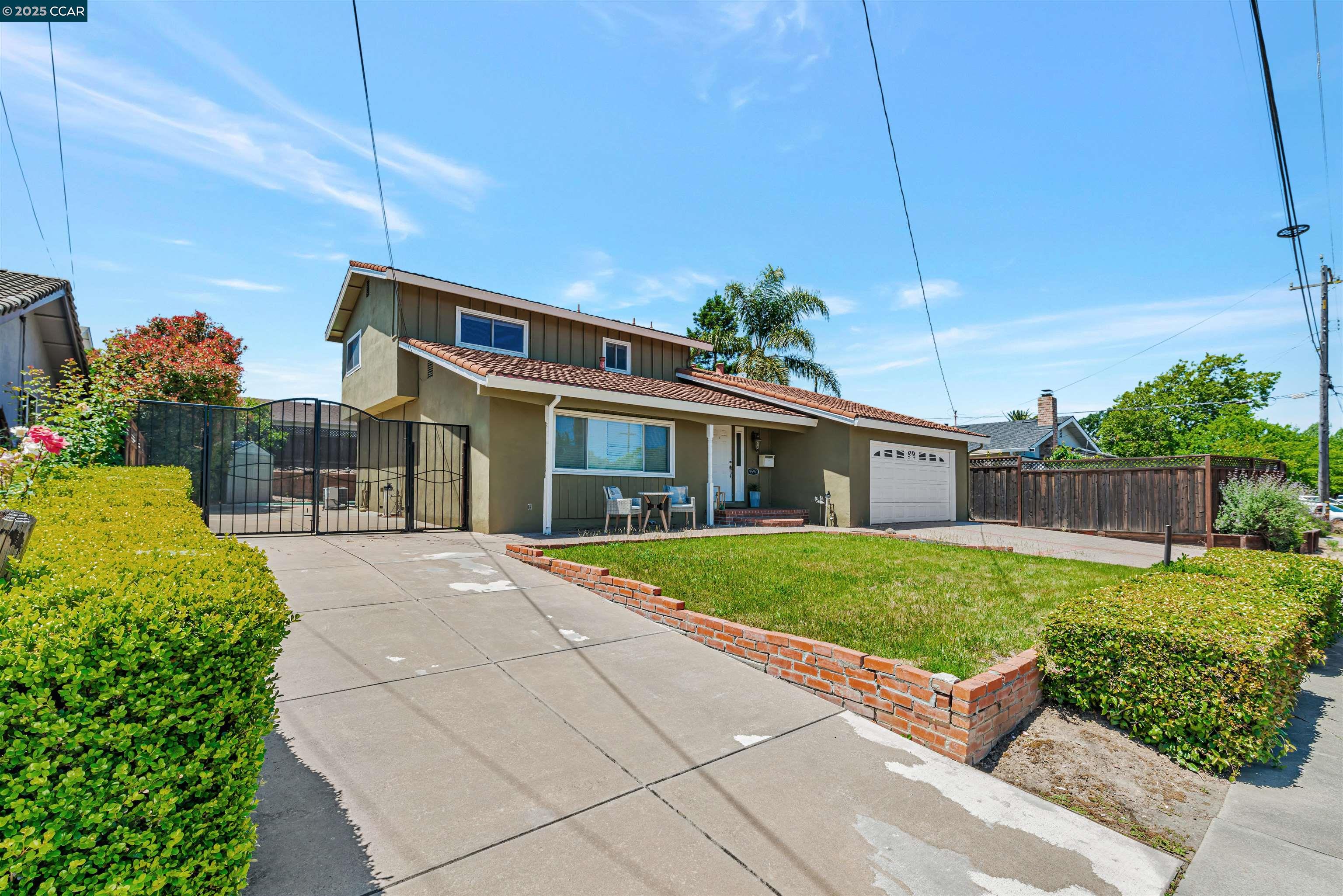 9597 Davona Dr