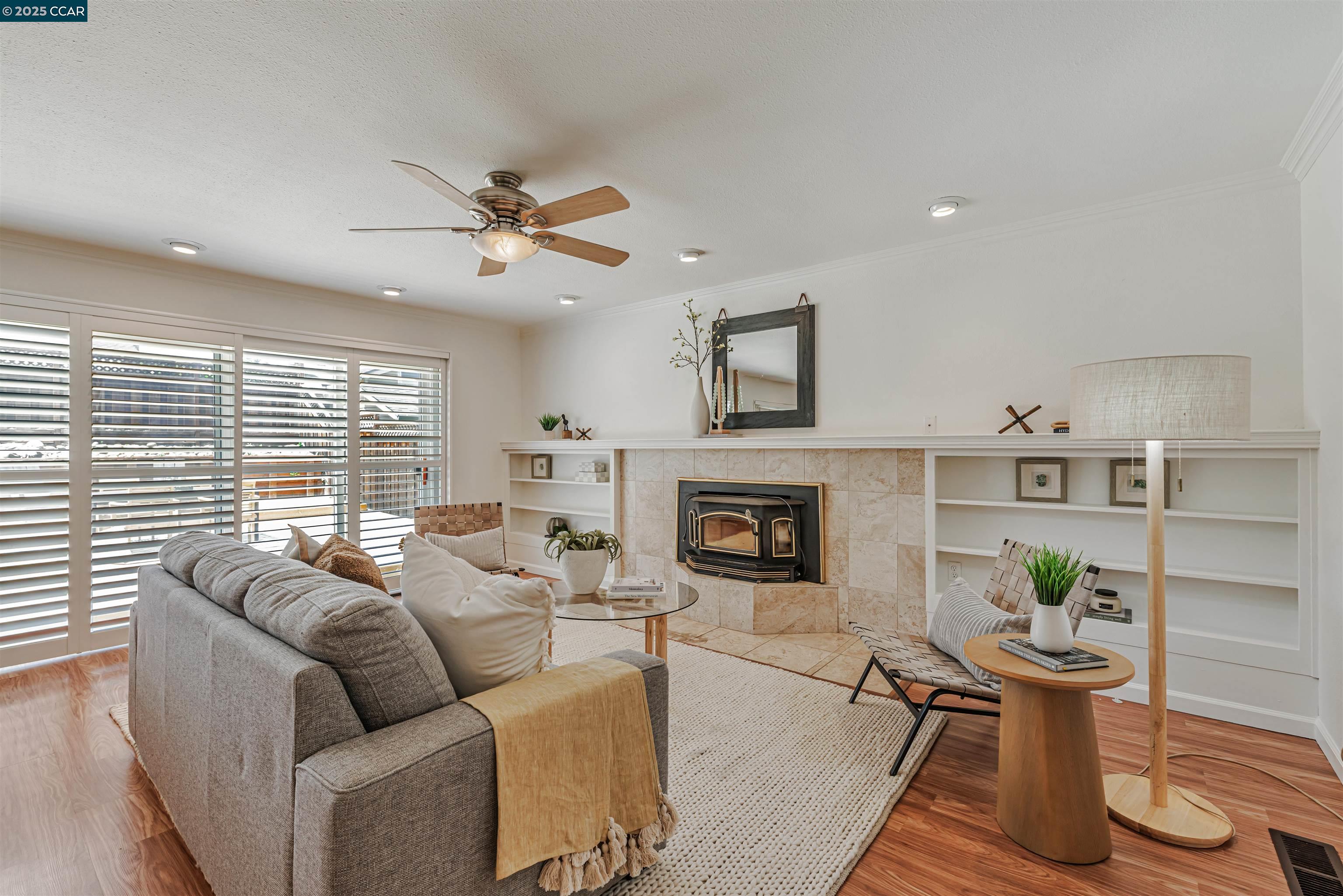 9597 Davona Dr
