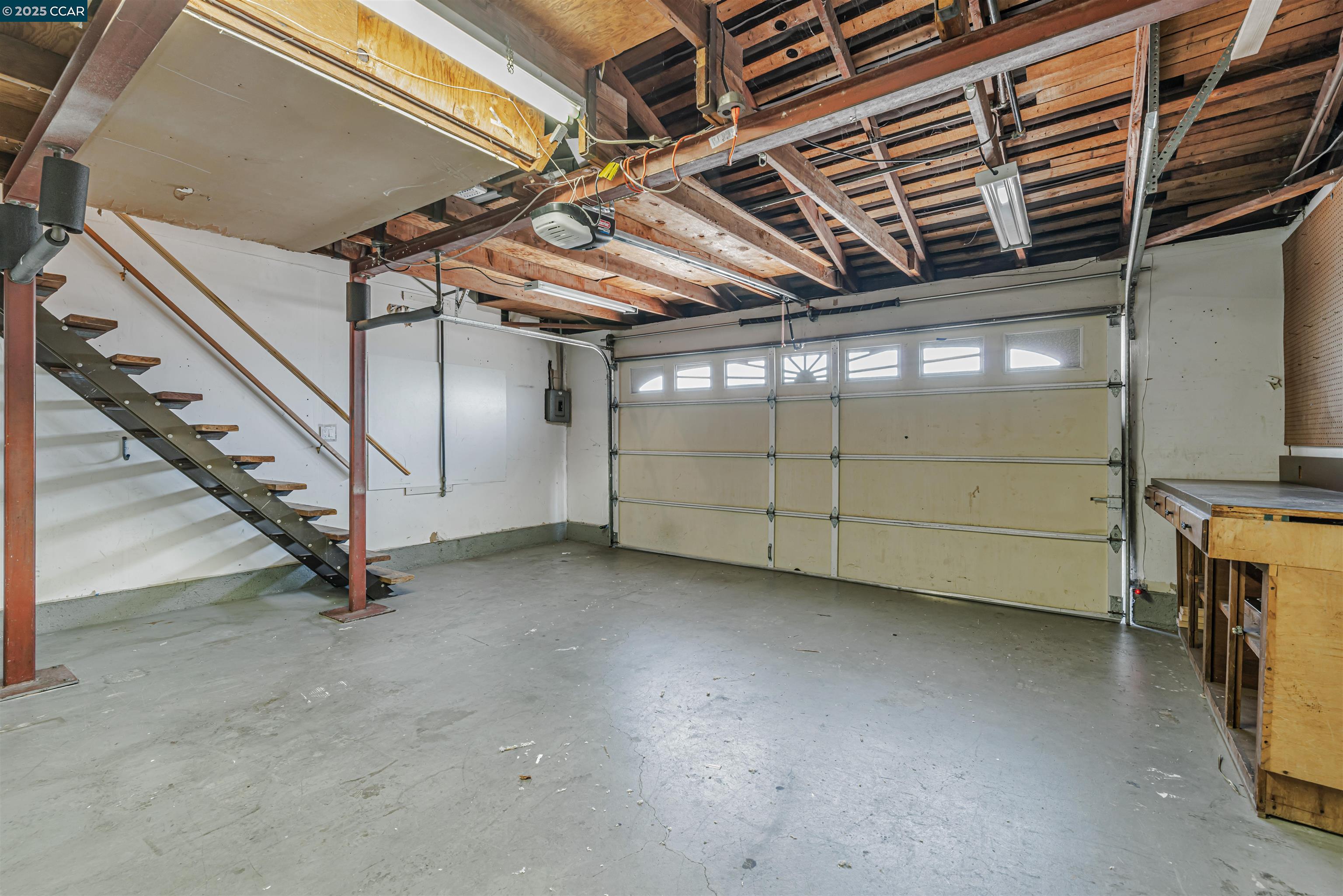 9597 Davona Dr