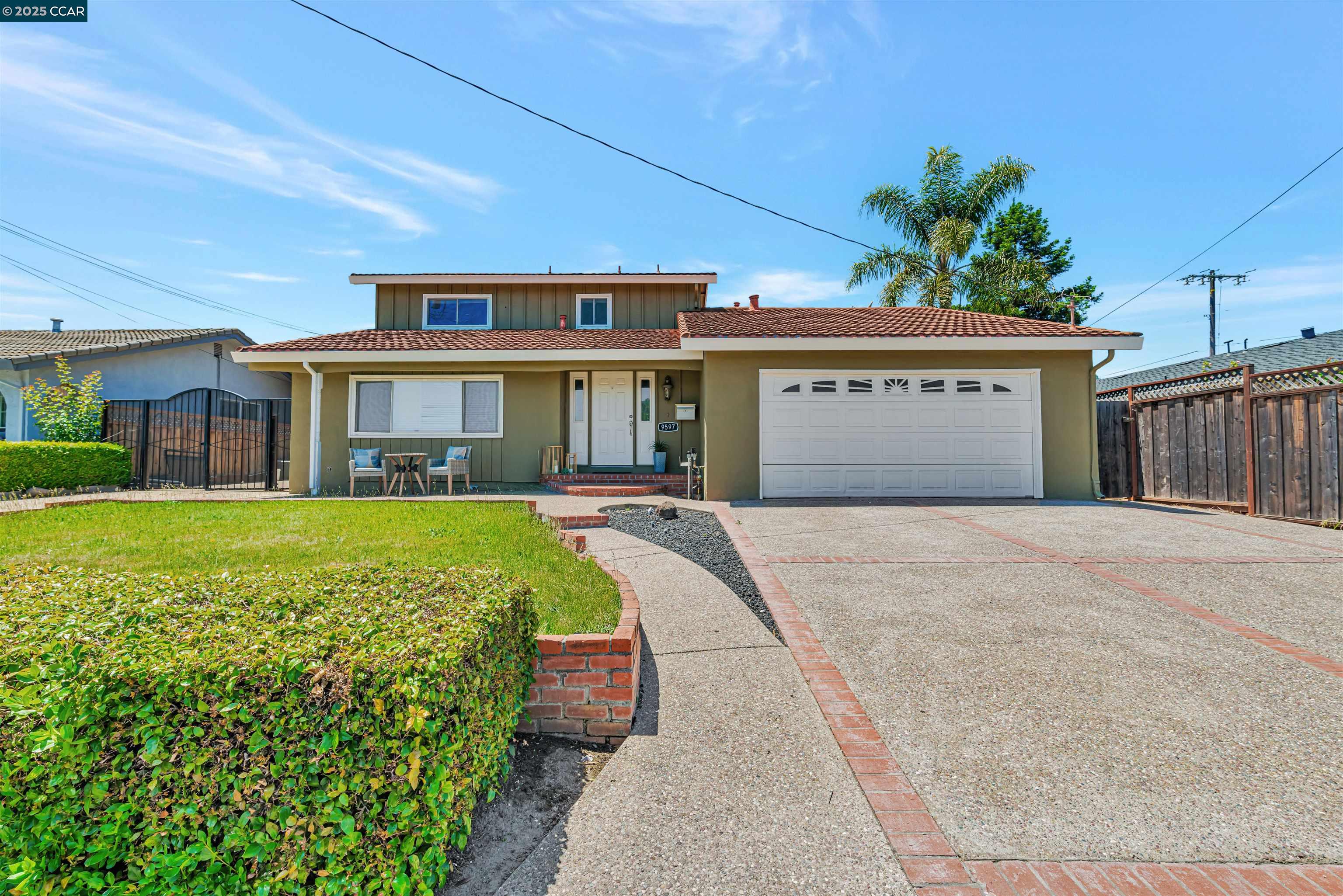 9597 Davona Dr