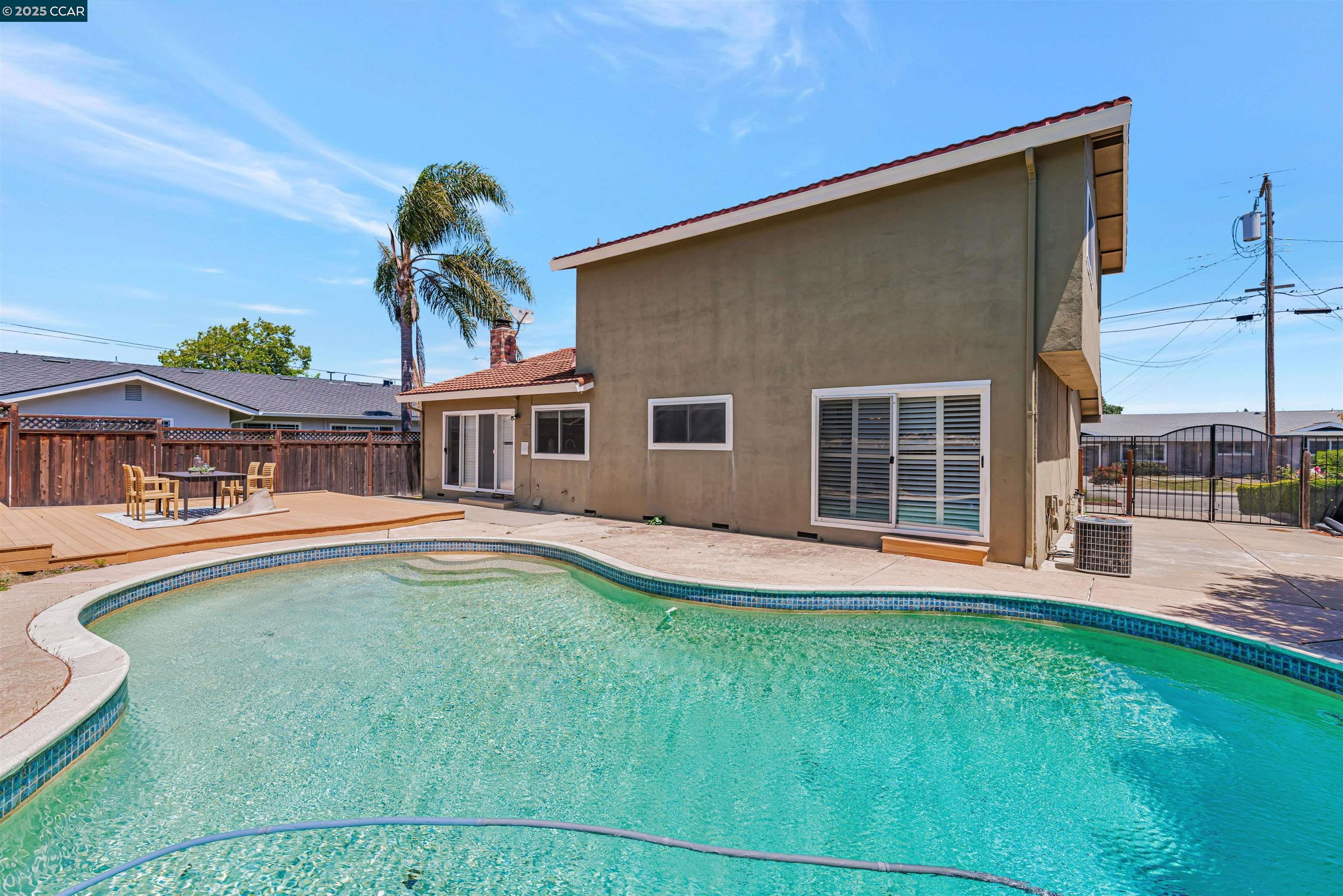 9597 Davona Dr