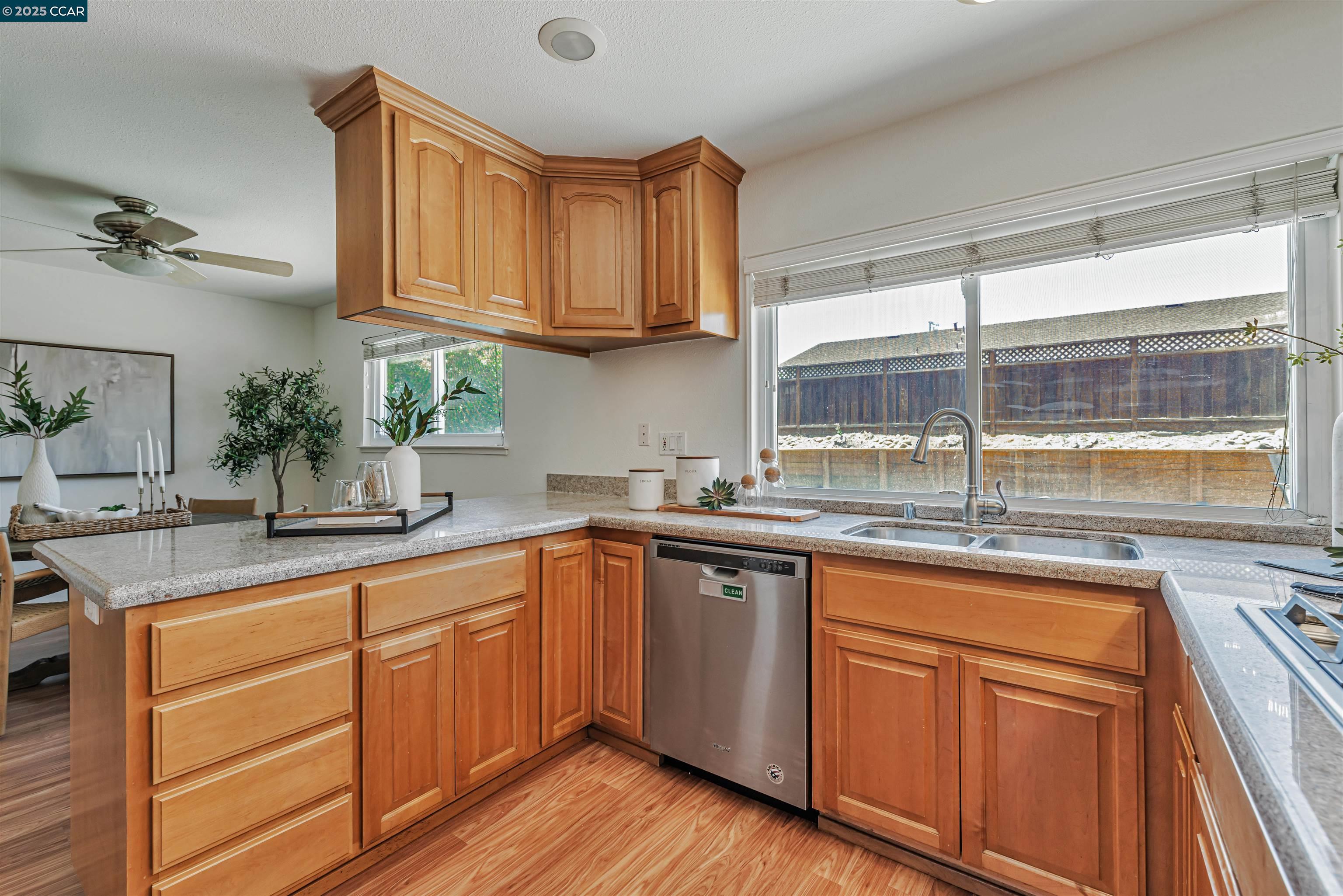 9597 Davona Dr