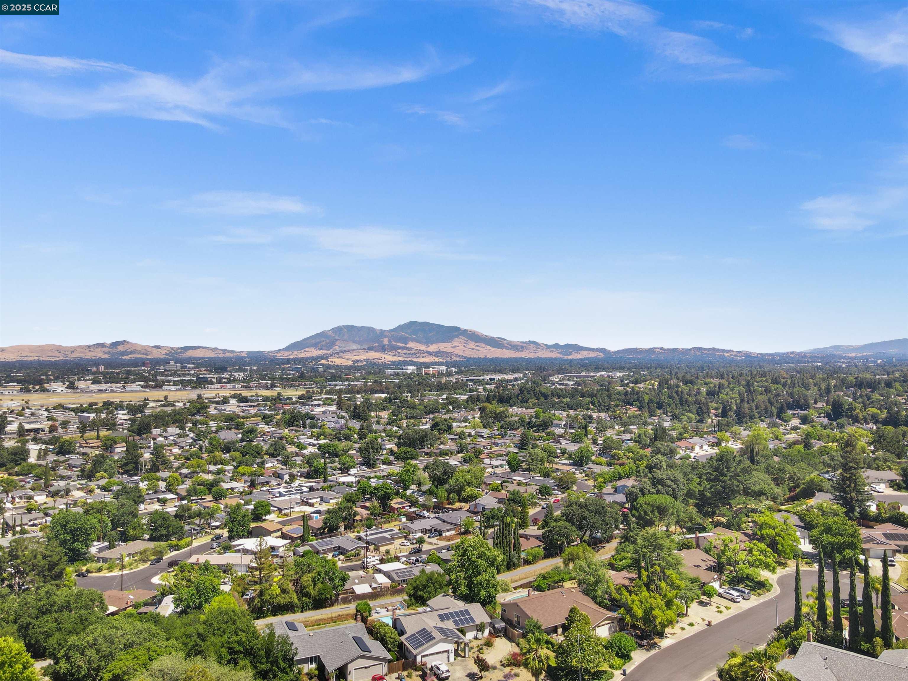 2329 Sweetwater Dr