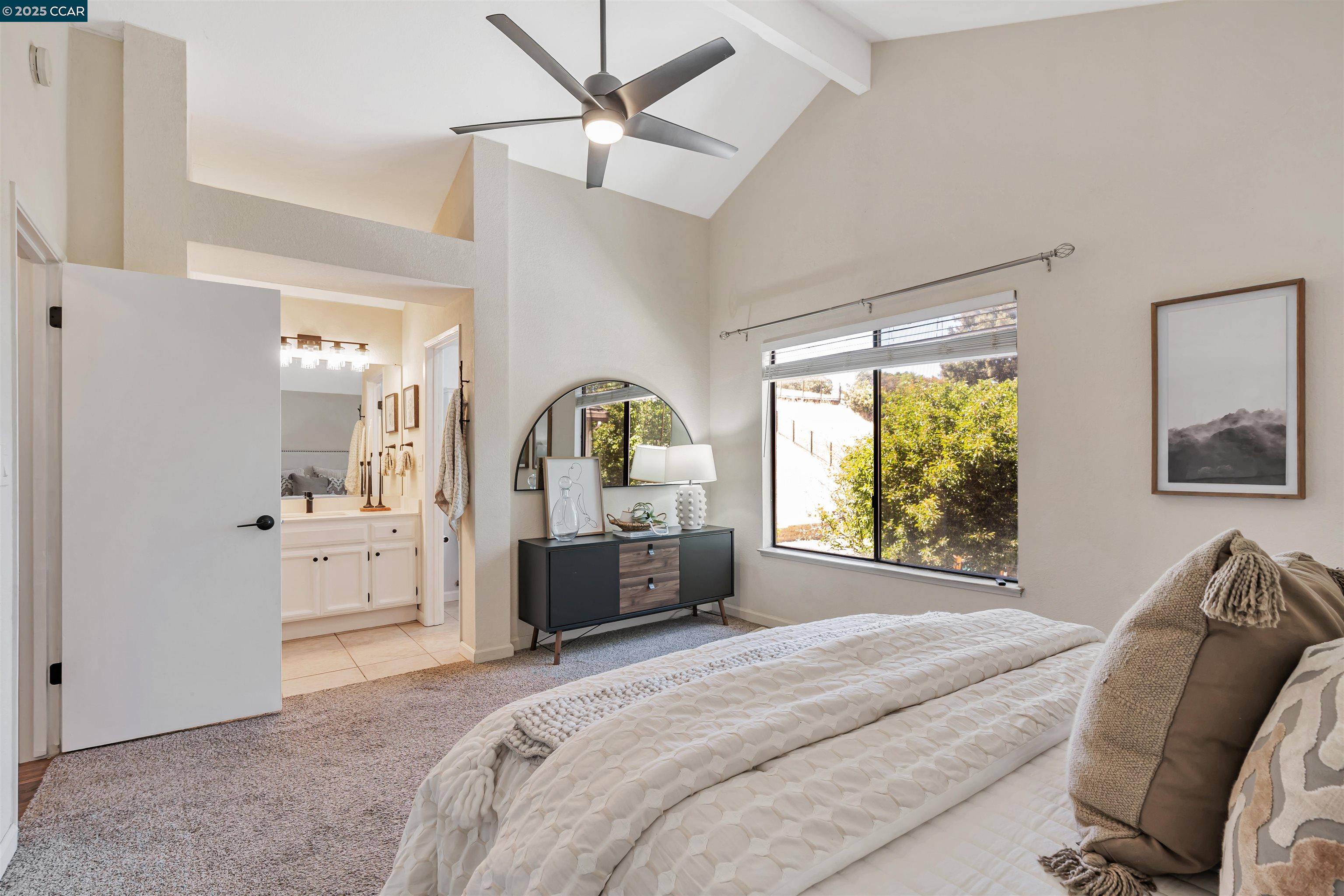 2329 Sweetwater Dr