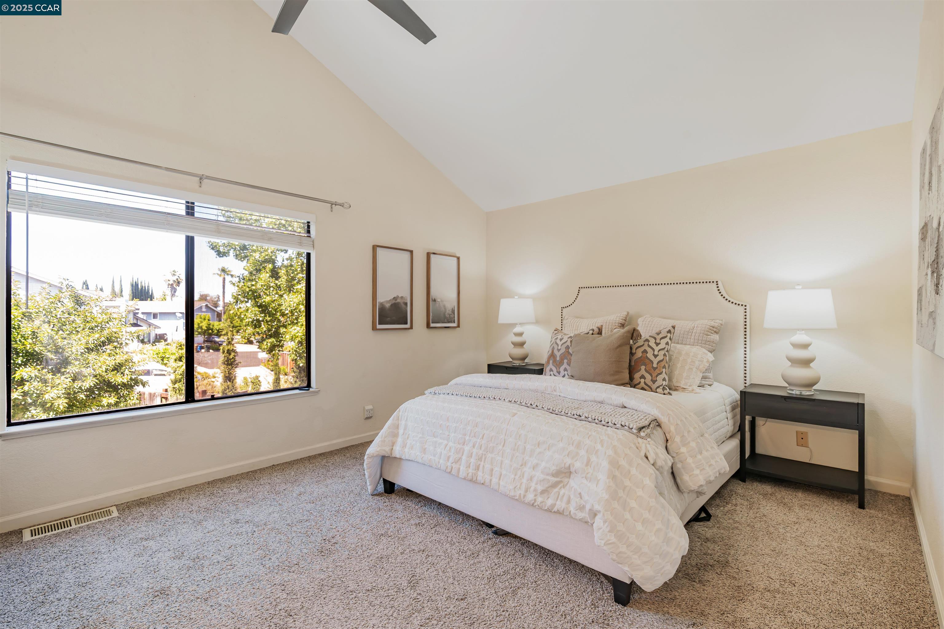 2329 Sweetwater Dr