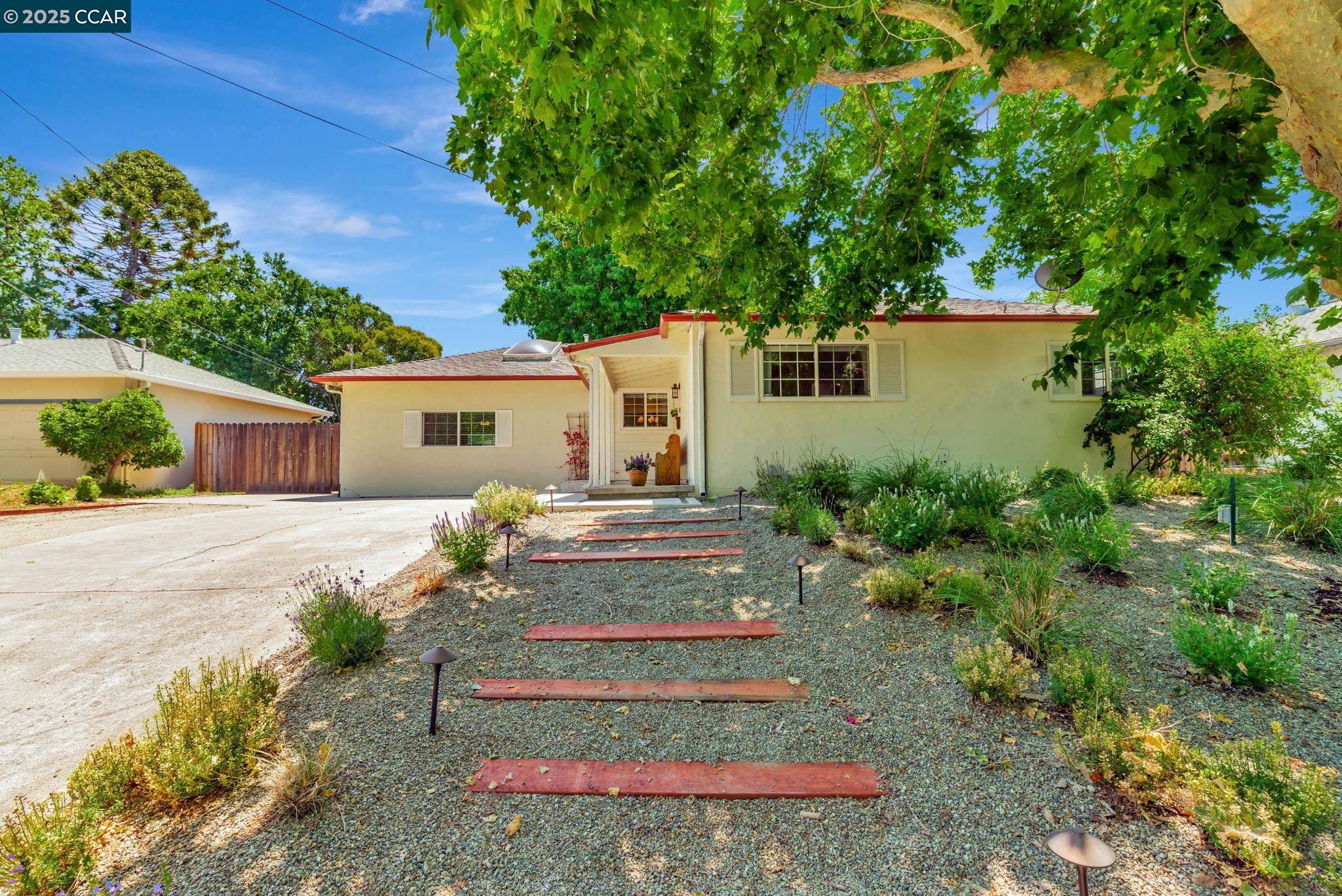 3848 Village Rd