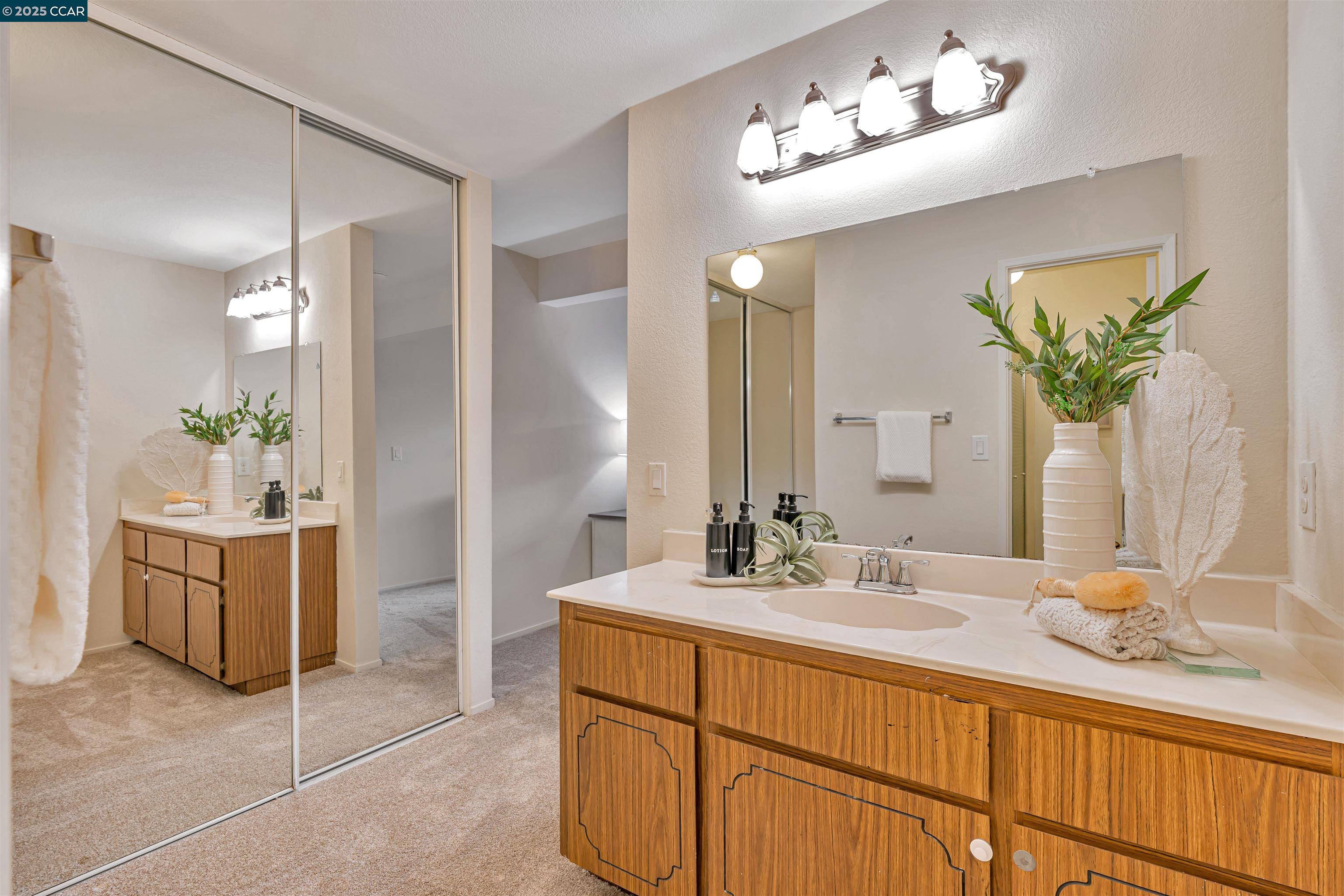 5075 Valley Crest Dr # 243