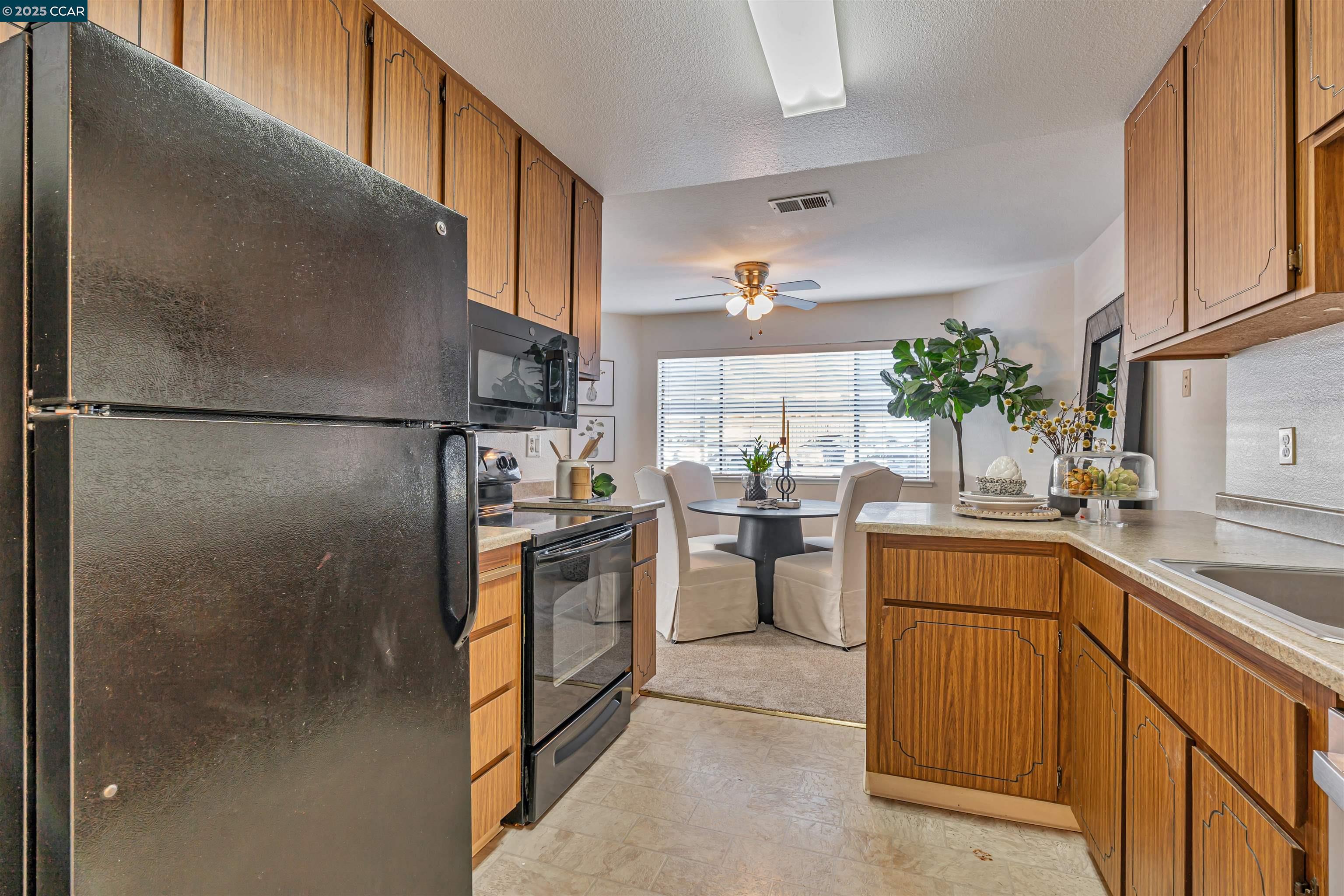 5075 Valley Crest Dr # 243