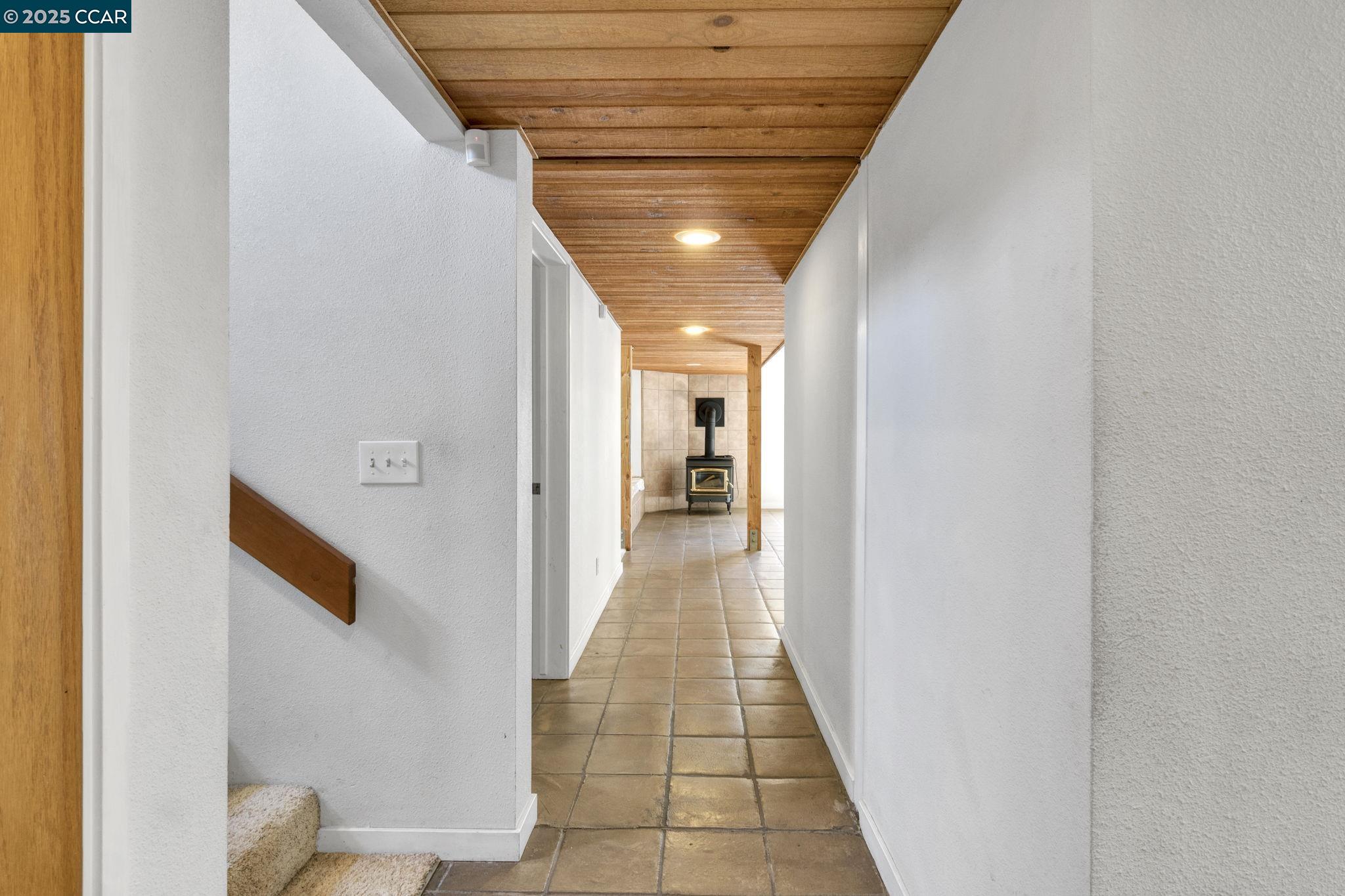 6743 N Dolores