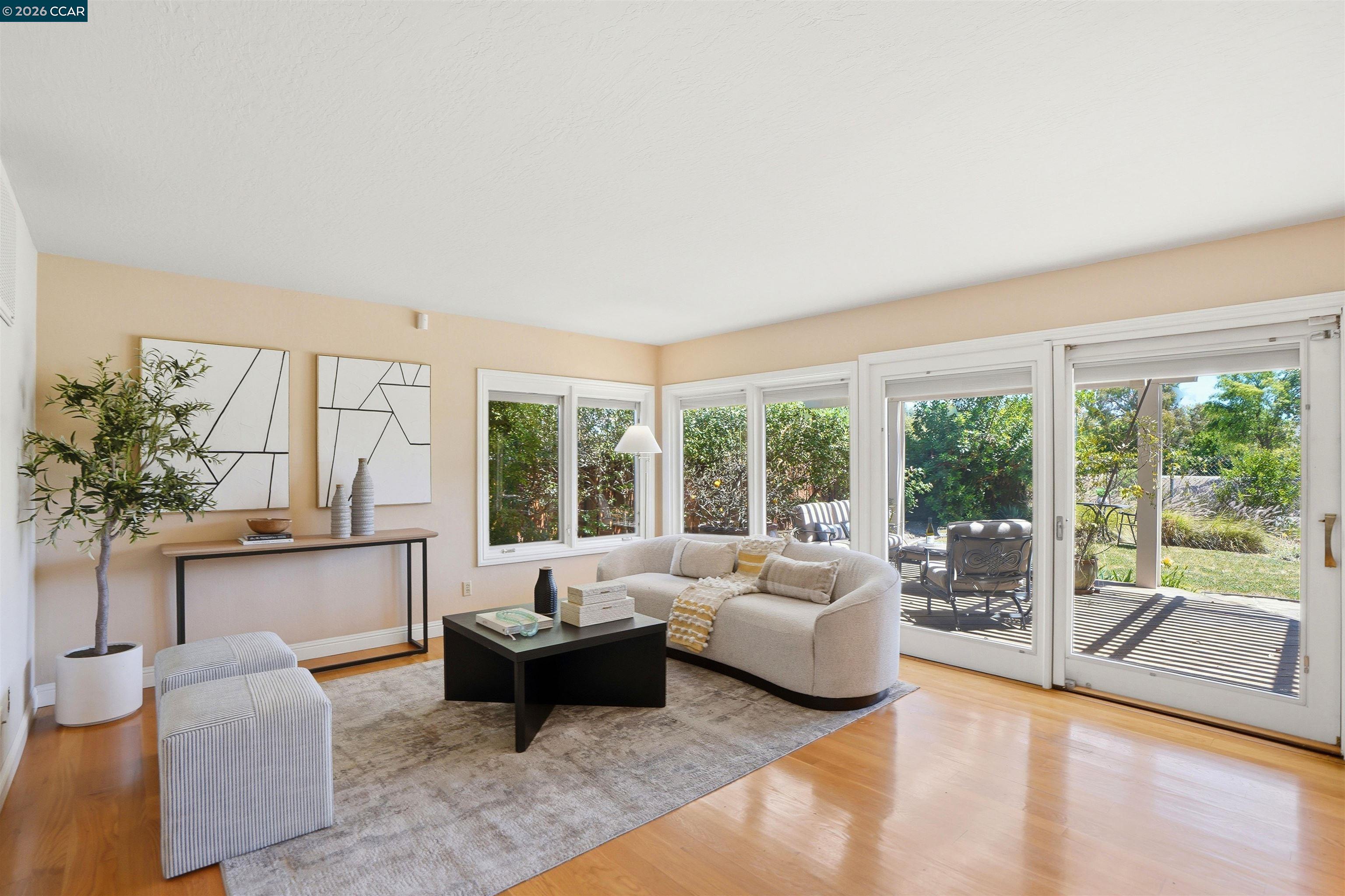 3140 Thistledown Ct
