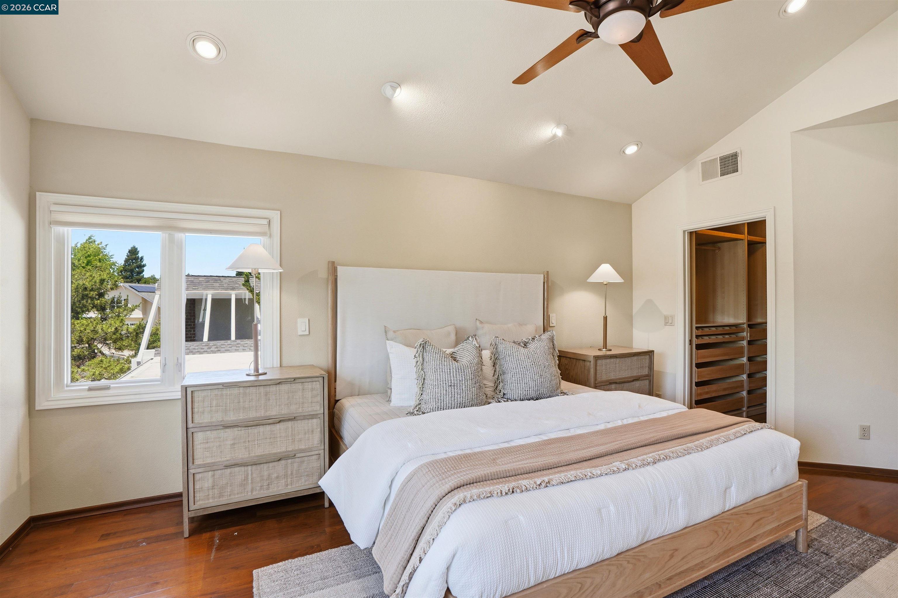 3140 Thistledown Ct