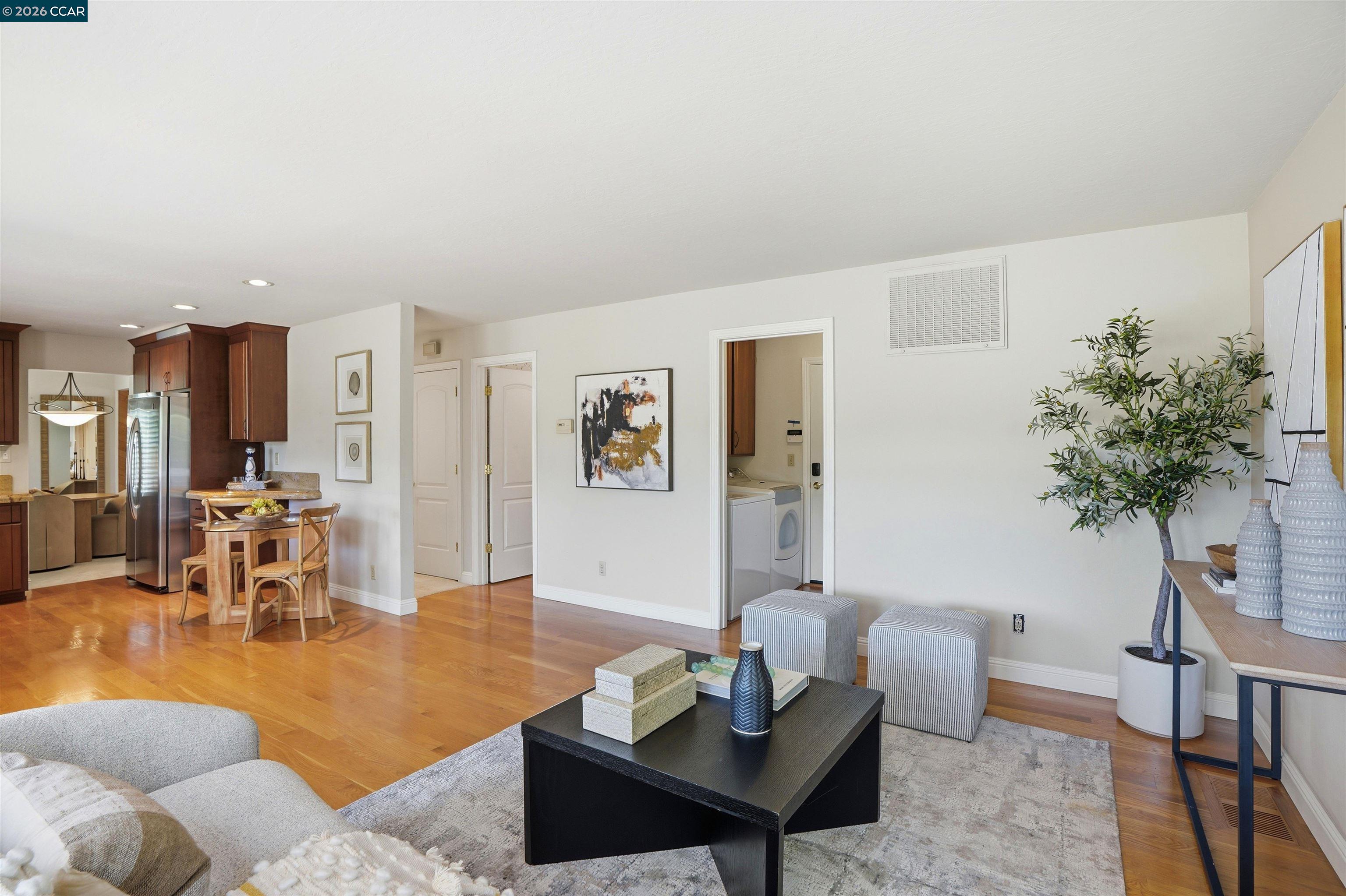 3140 Thistledown Ct