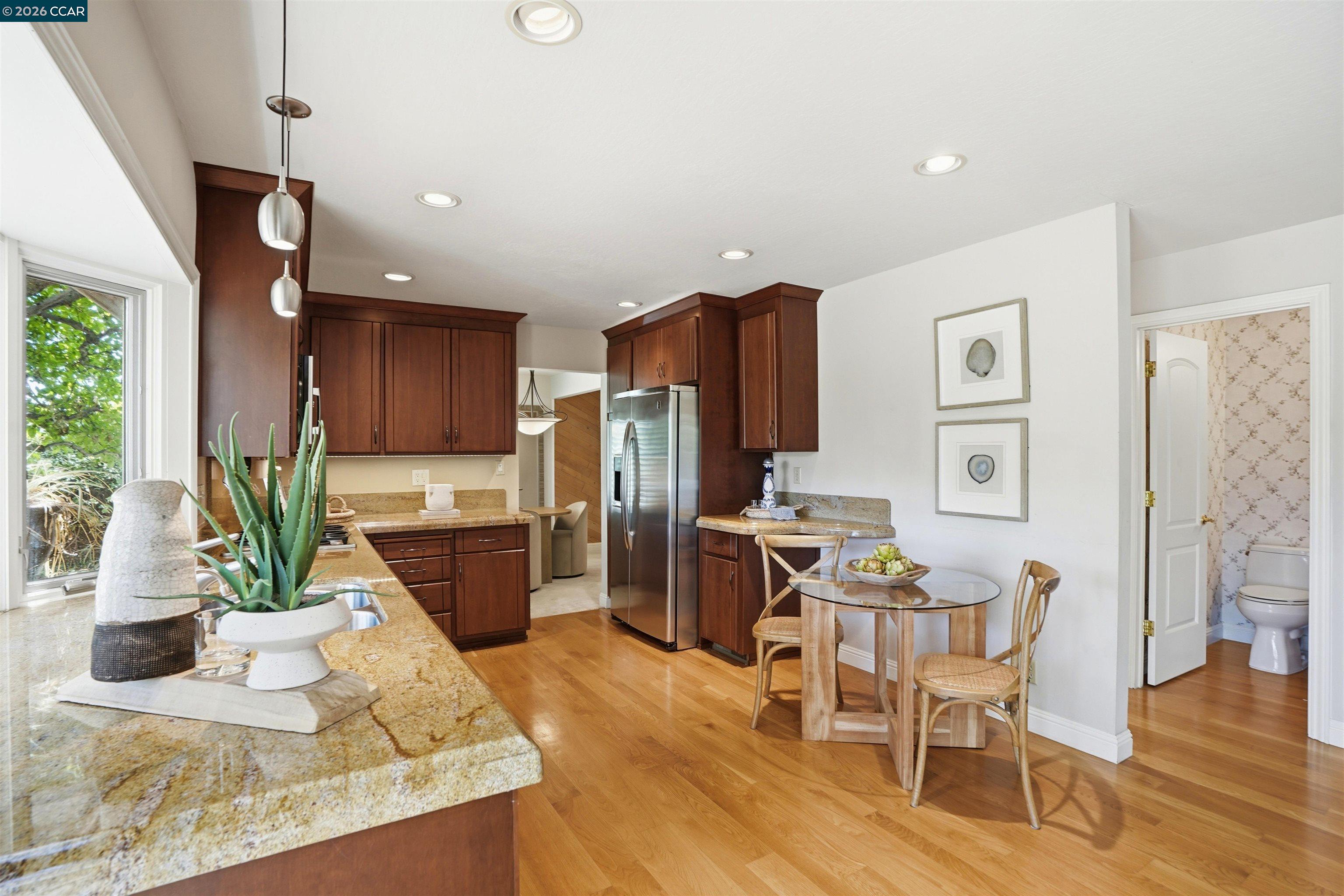 3140 Thistledown Ct