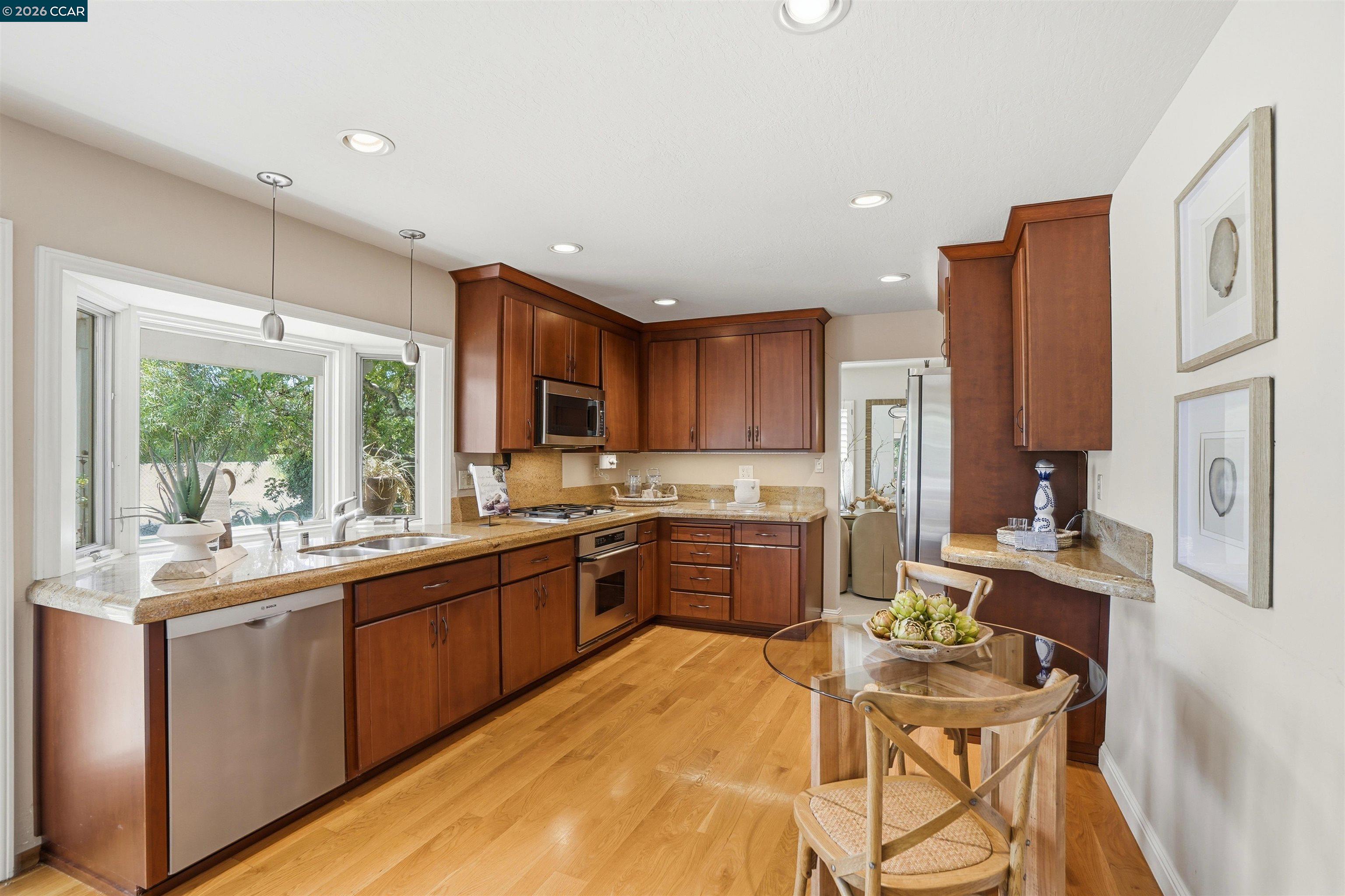 3140 Thistledown Ct
