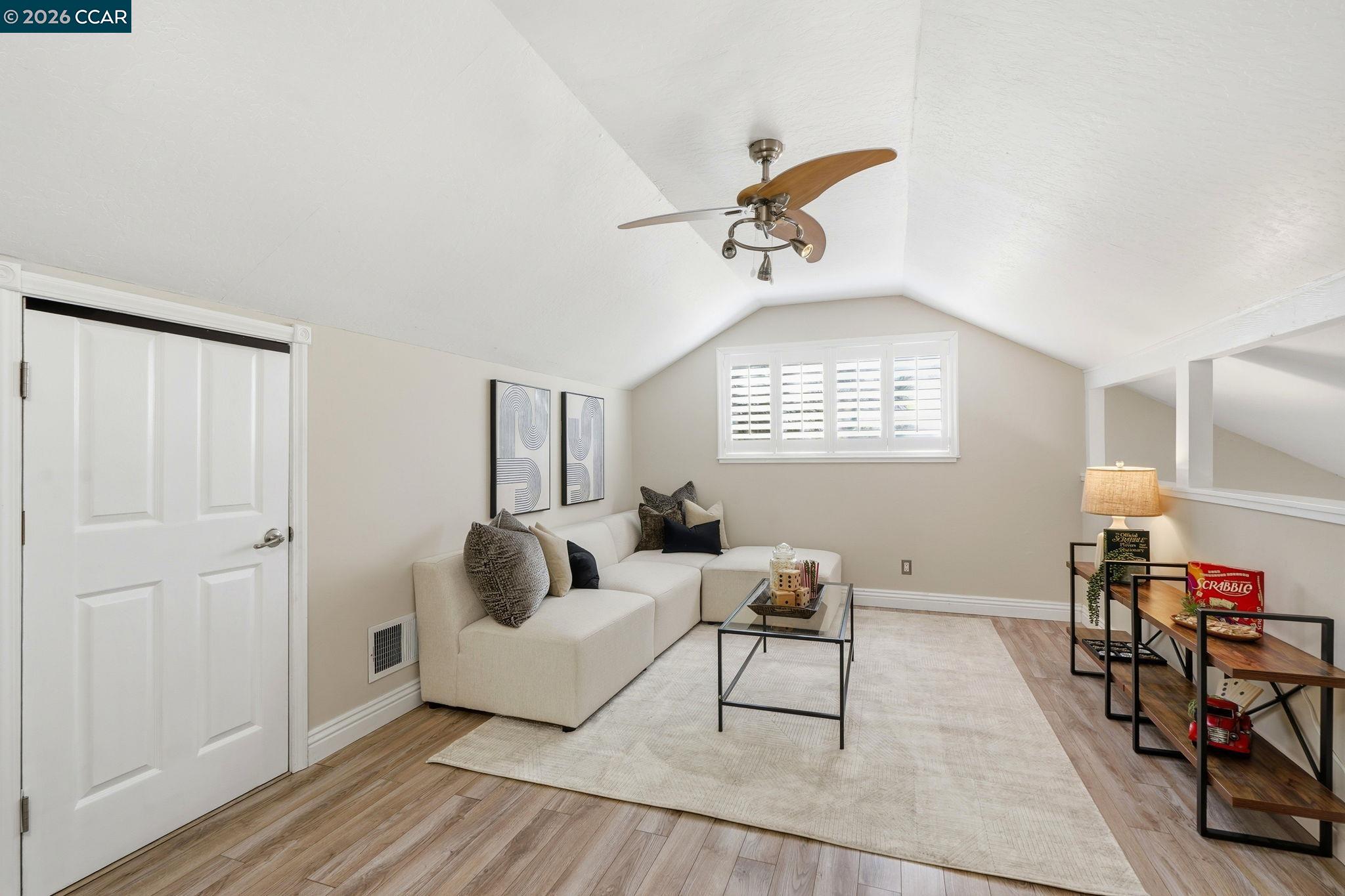 3109 Brook Ct