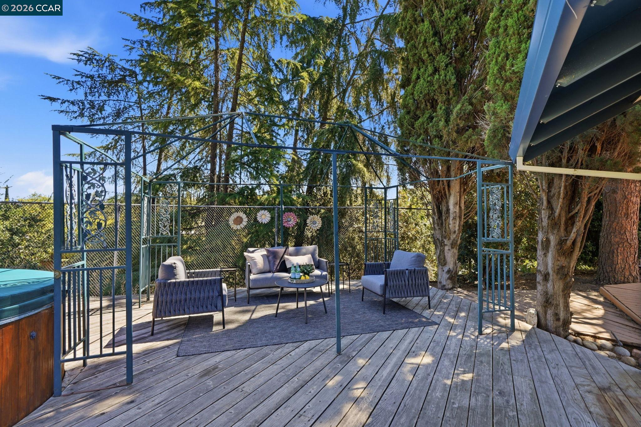 3109 Brook Ct