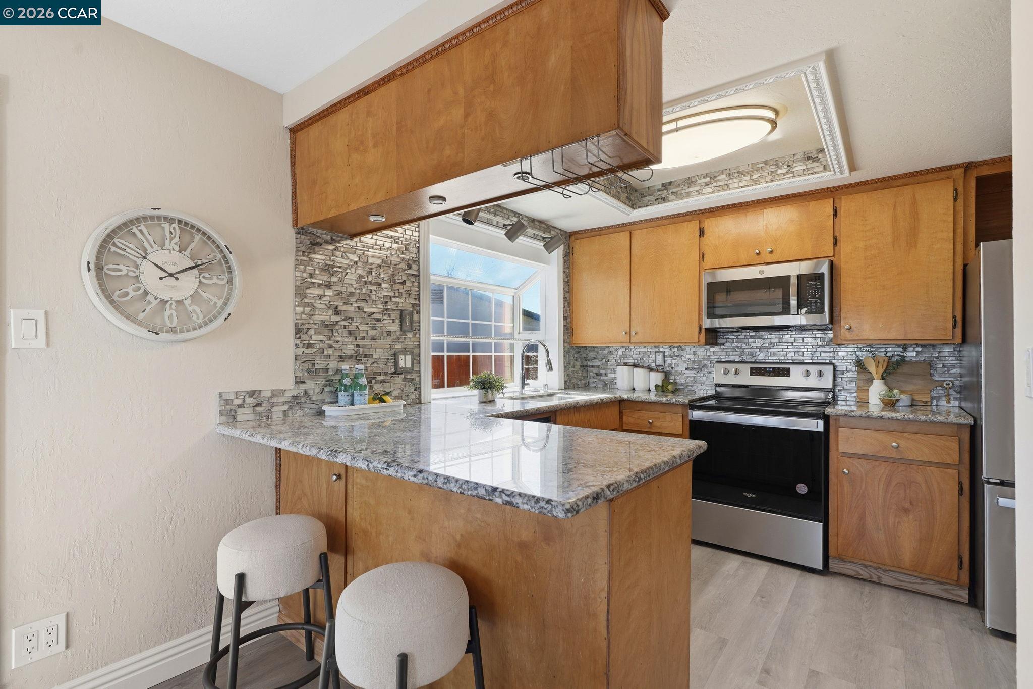 3109 Brook Ct