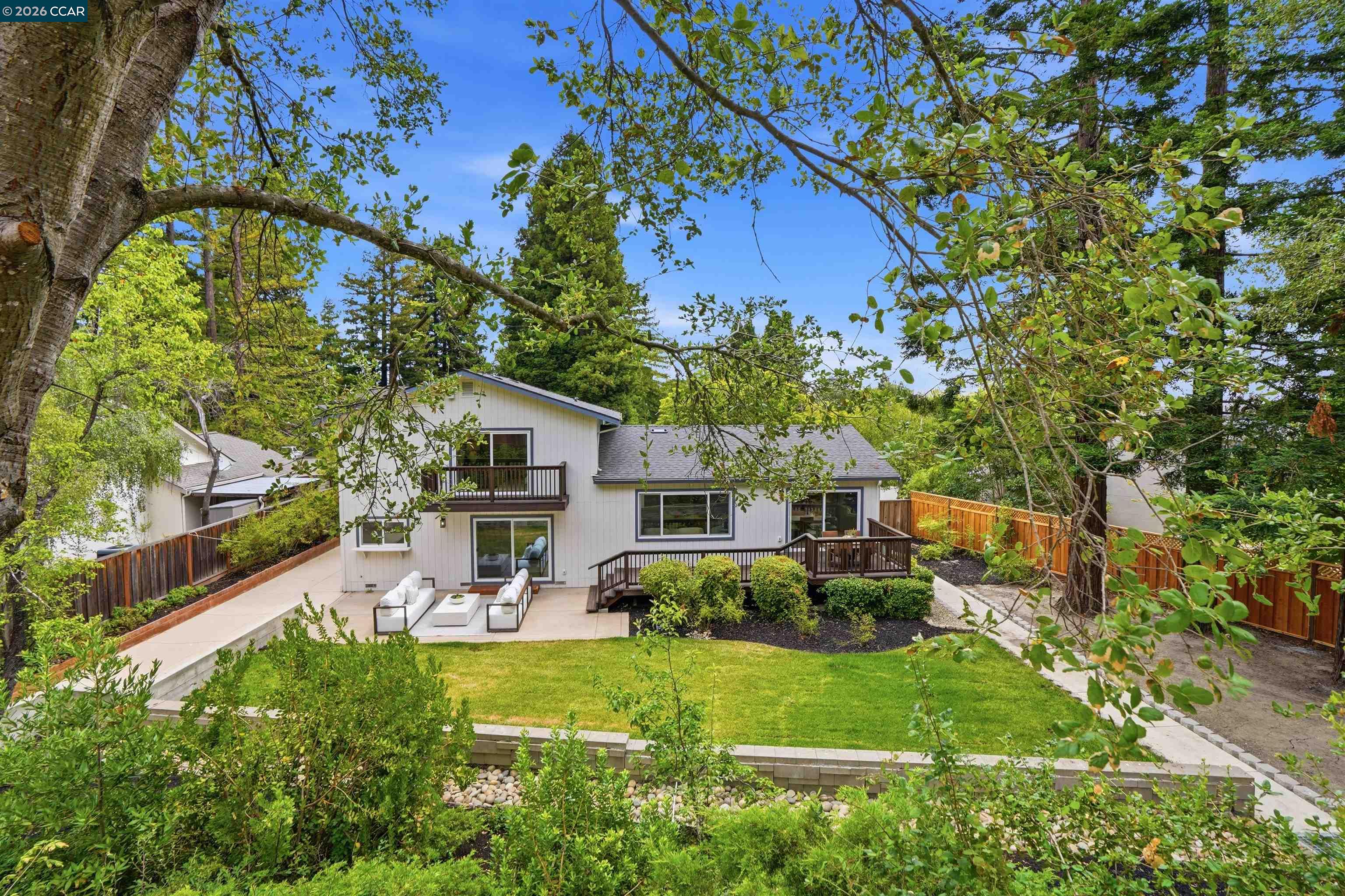 2670 Corey Pl