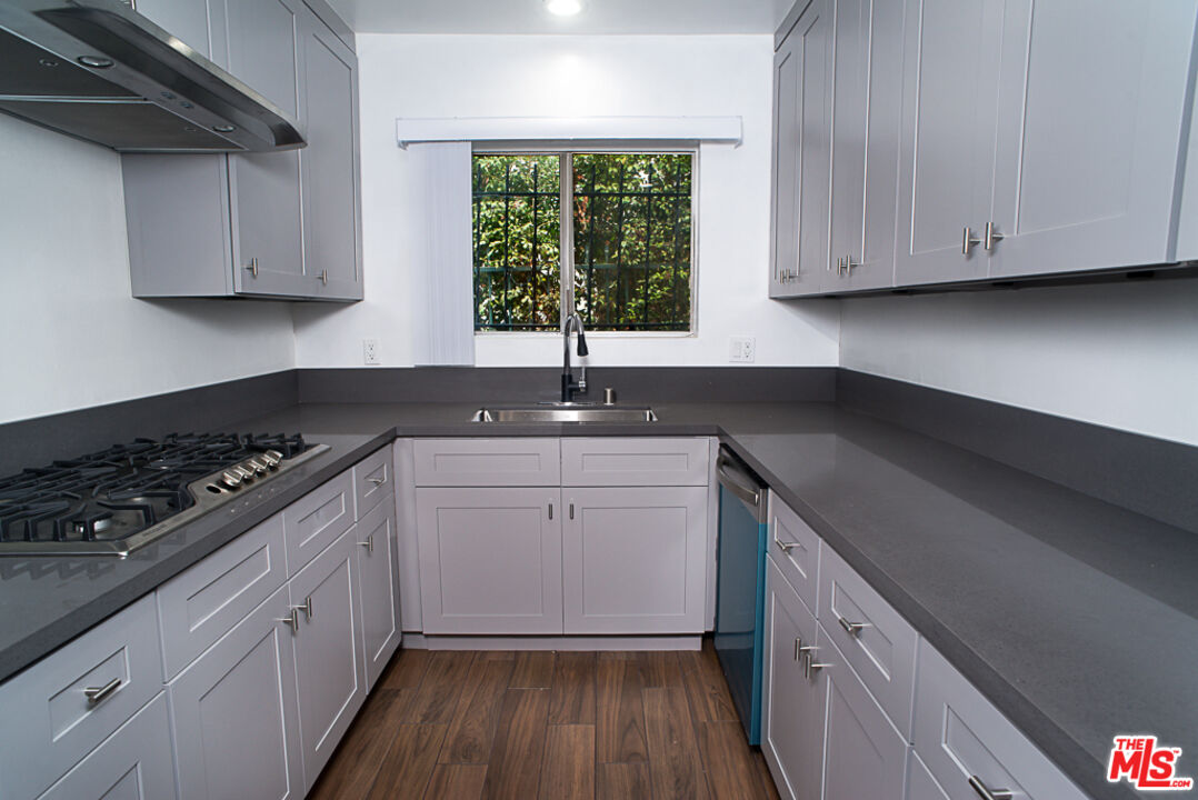 416 N Oakhurst DR Unit: 103
