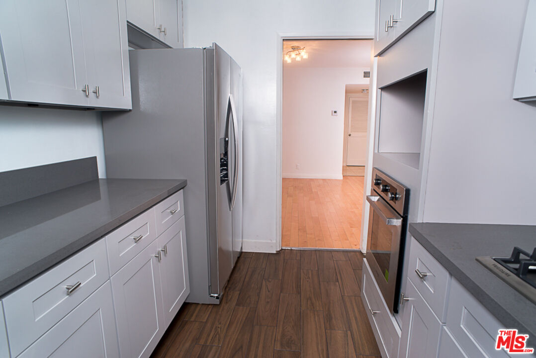 416 N Oakhurst DR Unit: 103