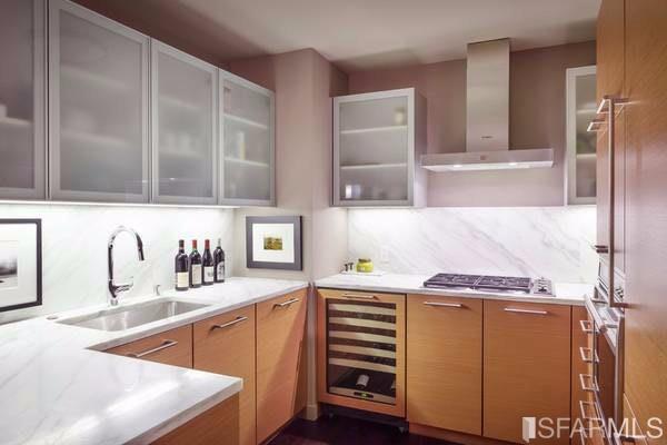 301 Mission Street Unit: 45F