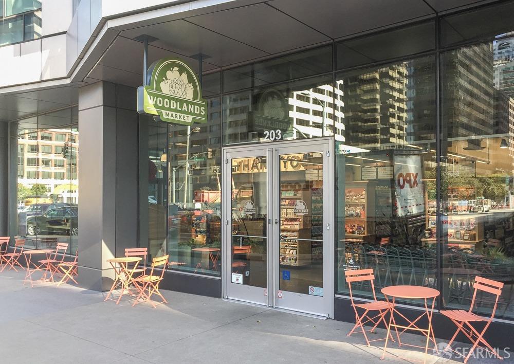 201 Folsom Street Unit: 2B