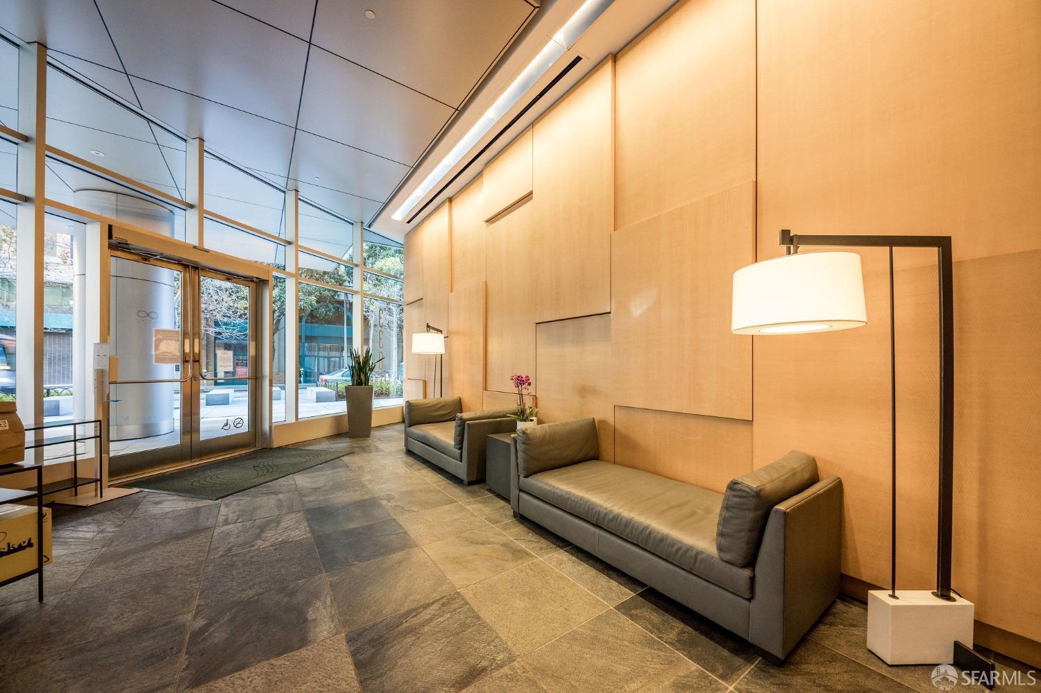 338 Spear Street # 28G