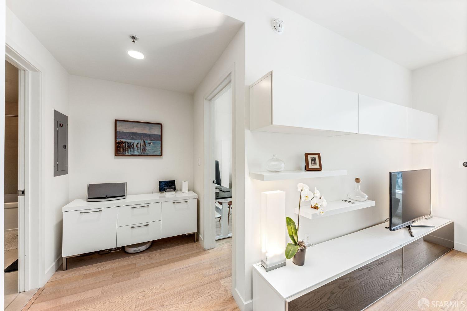 338 Spear Street # 28G