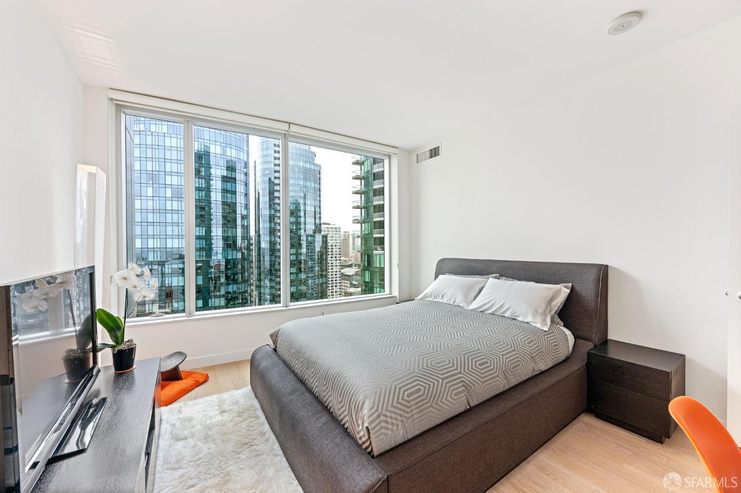 338 Spear Street # 28G