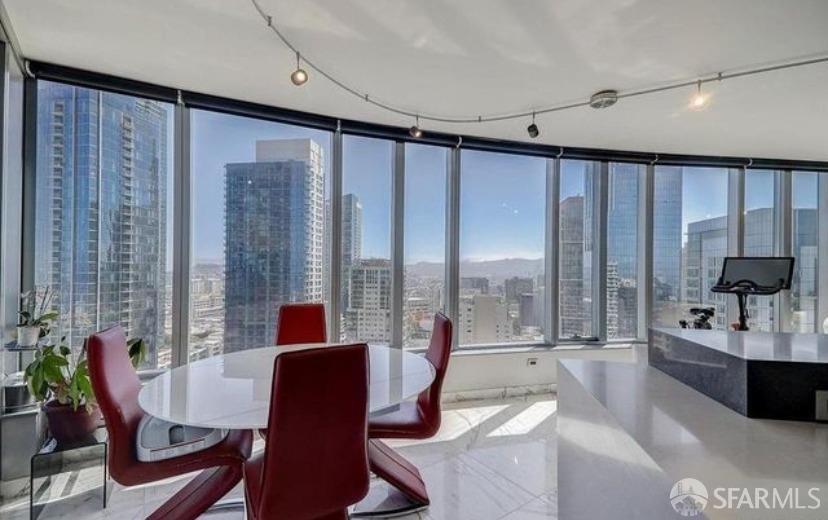 201 Folsom Street # 32E