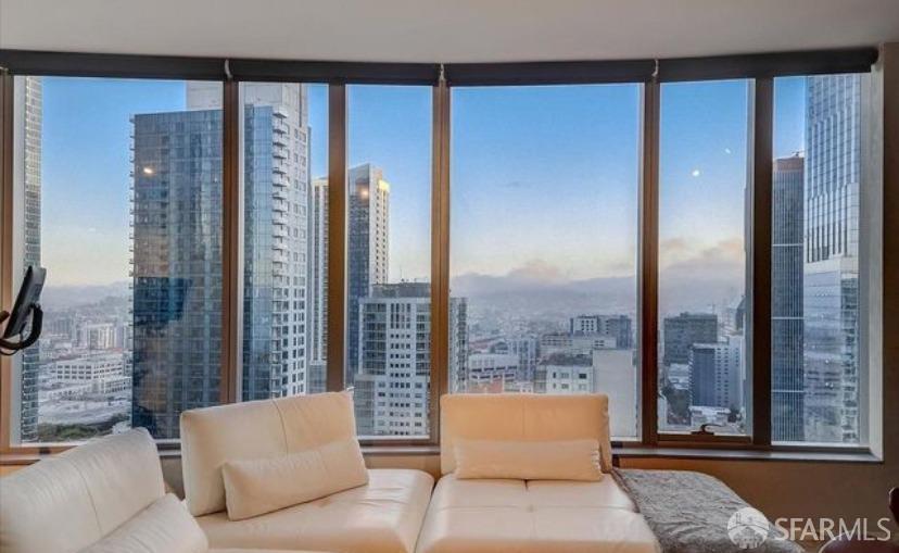 201 Folsom Street # 32E