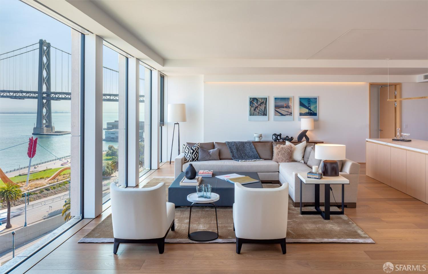 1 Steuart Lane # 906