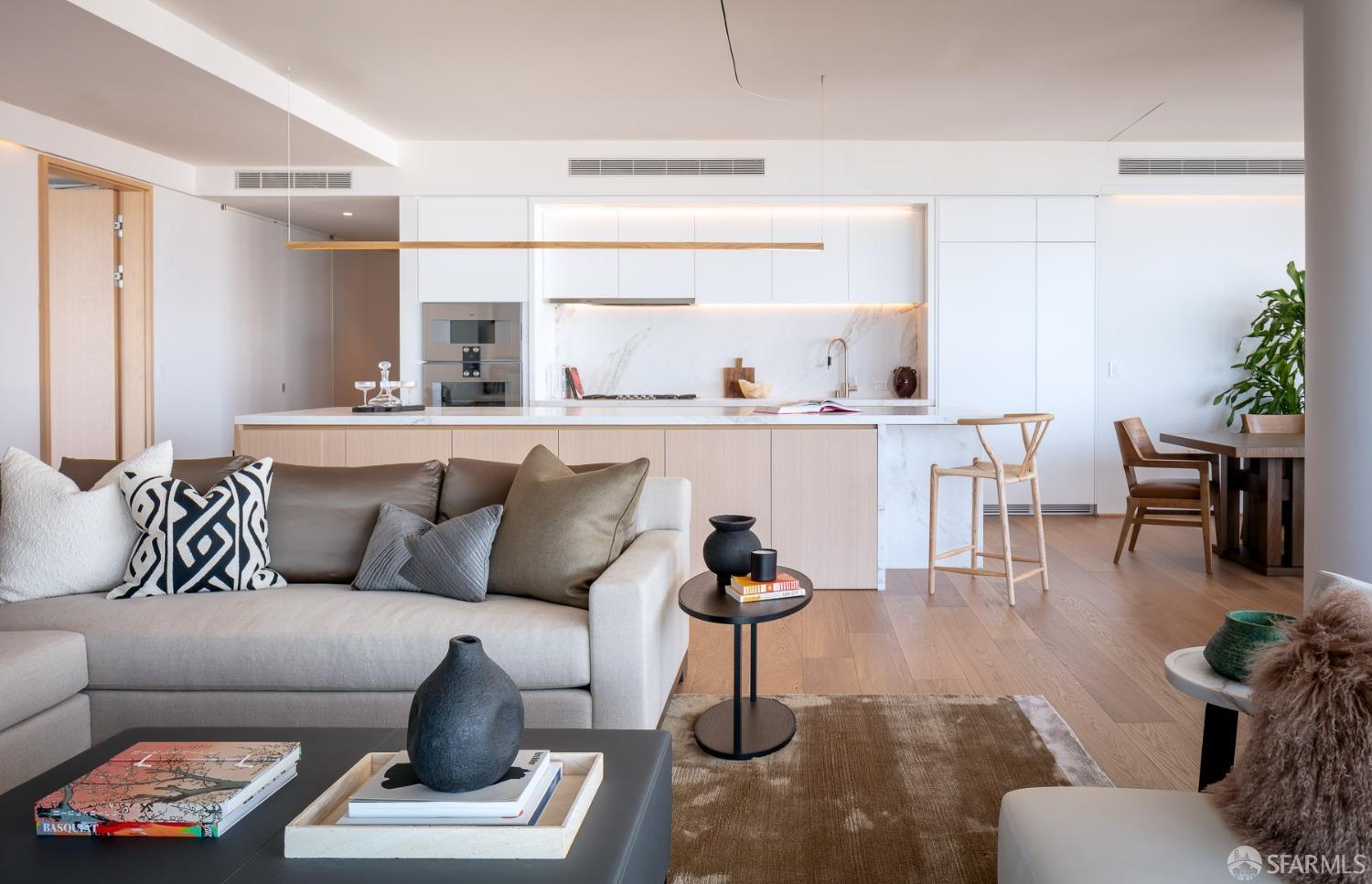 1 Steuart Lane # 906