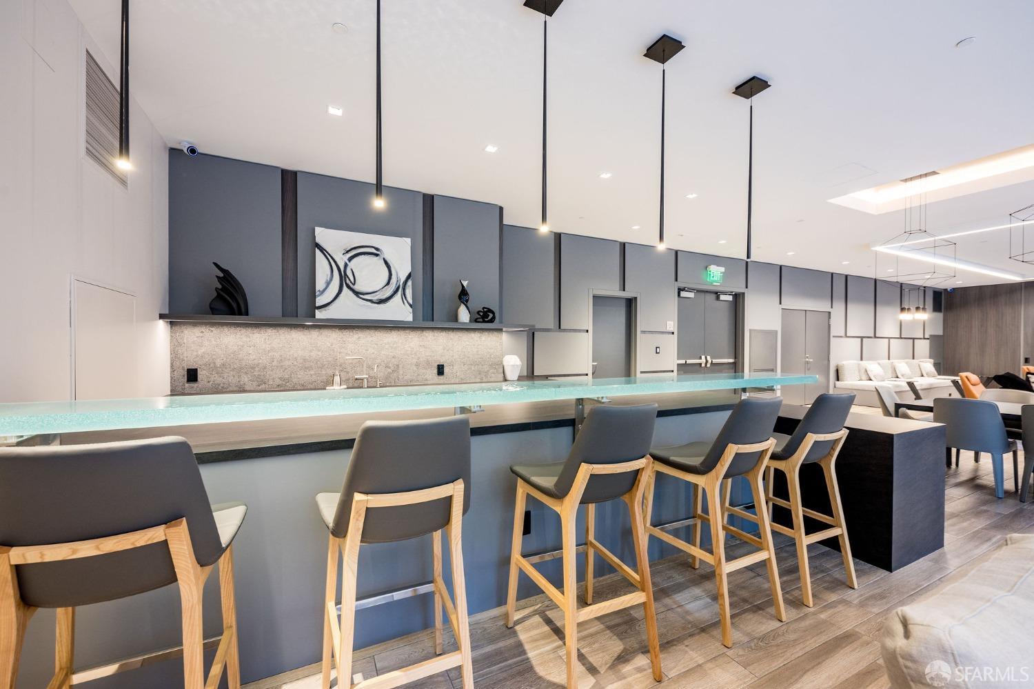 338 Spear Street # 28G