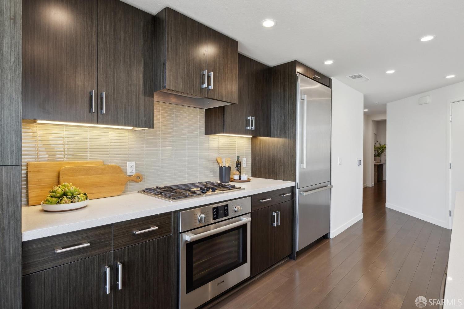 2655 Bush Street # 401