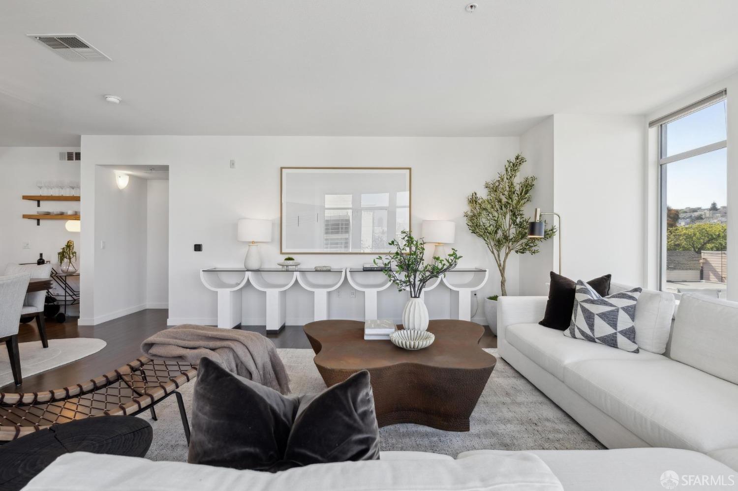 2655 Bush Street # 401