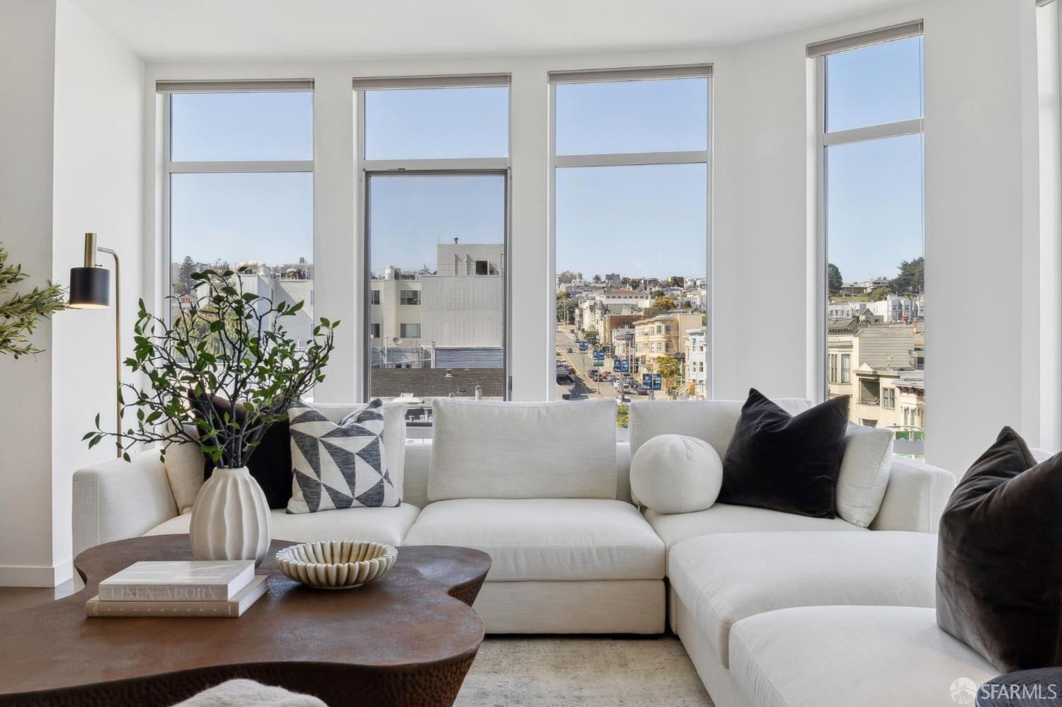 2655 Bush Street # 401