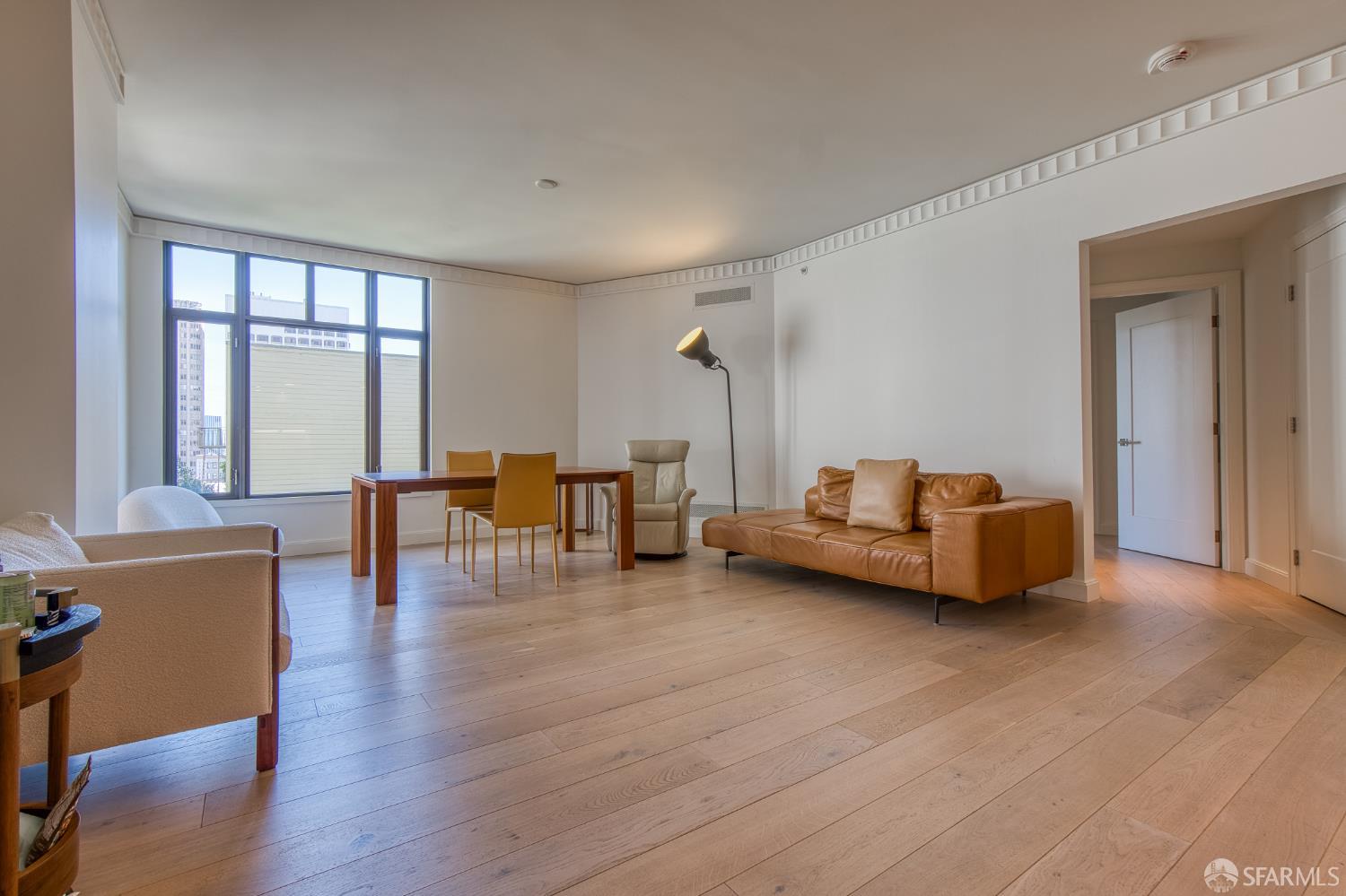 875 California Street # 403