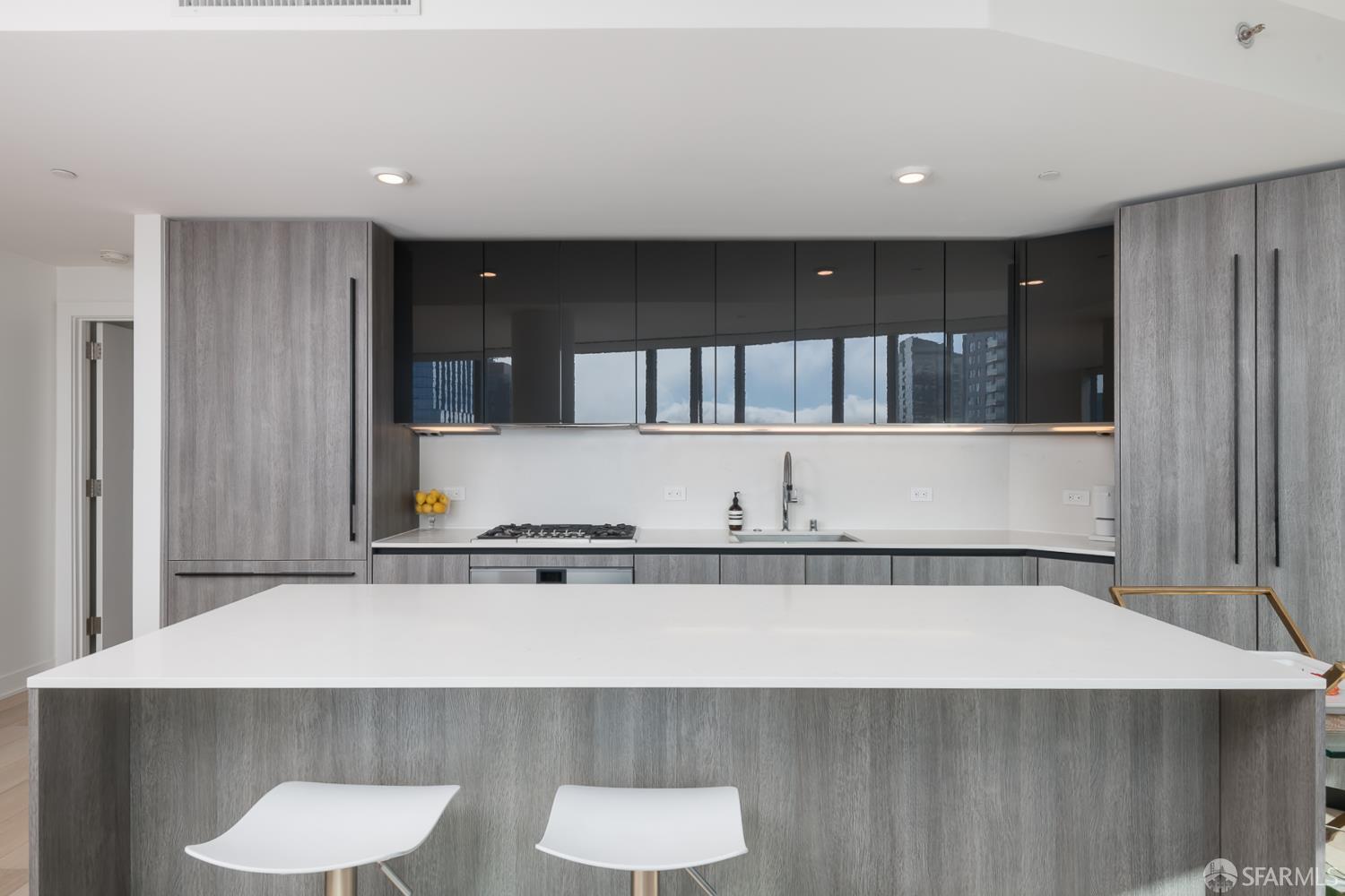 201 Folsom Street # 38E