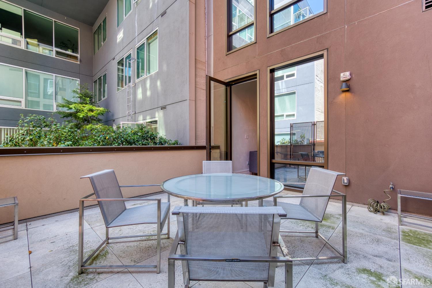 288 Pacific Avenue # 2F