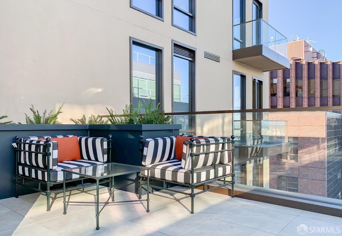 288 Pacific Avenue # 2F