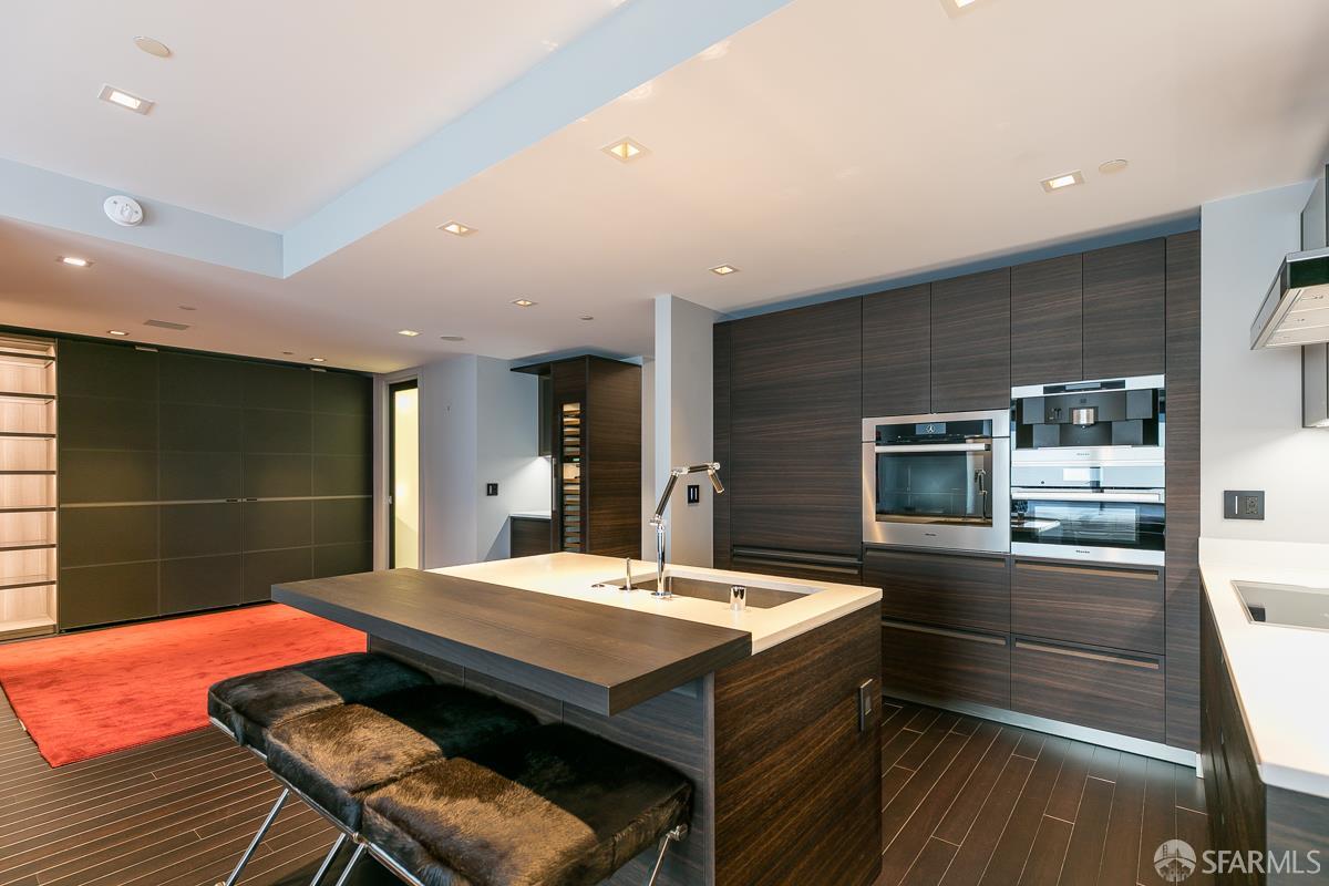 333 Bush Street # 3903