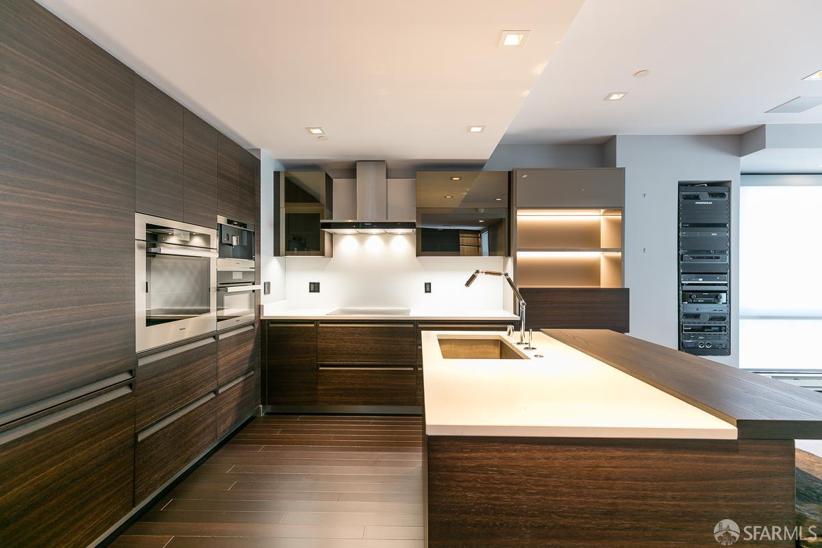 333 Bush Street # 3903